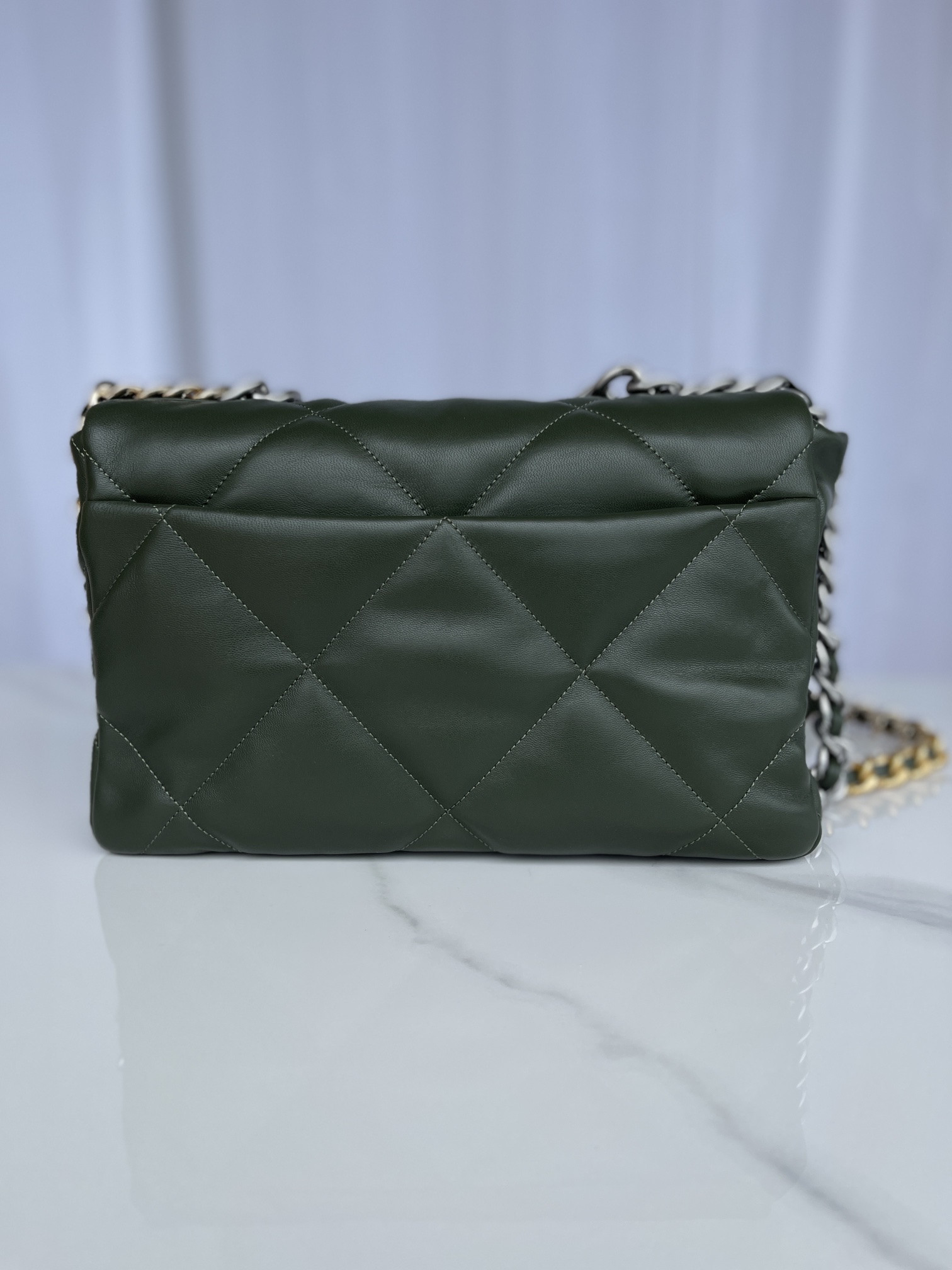 CHANEL 19 LARGE HANDBAG Shiny Leather, Gold-Tone, Silver-Tone & Ruthenium-Finish Metal Dark Green 7.8 × 11.7 × 3.9 in