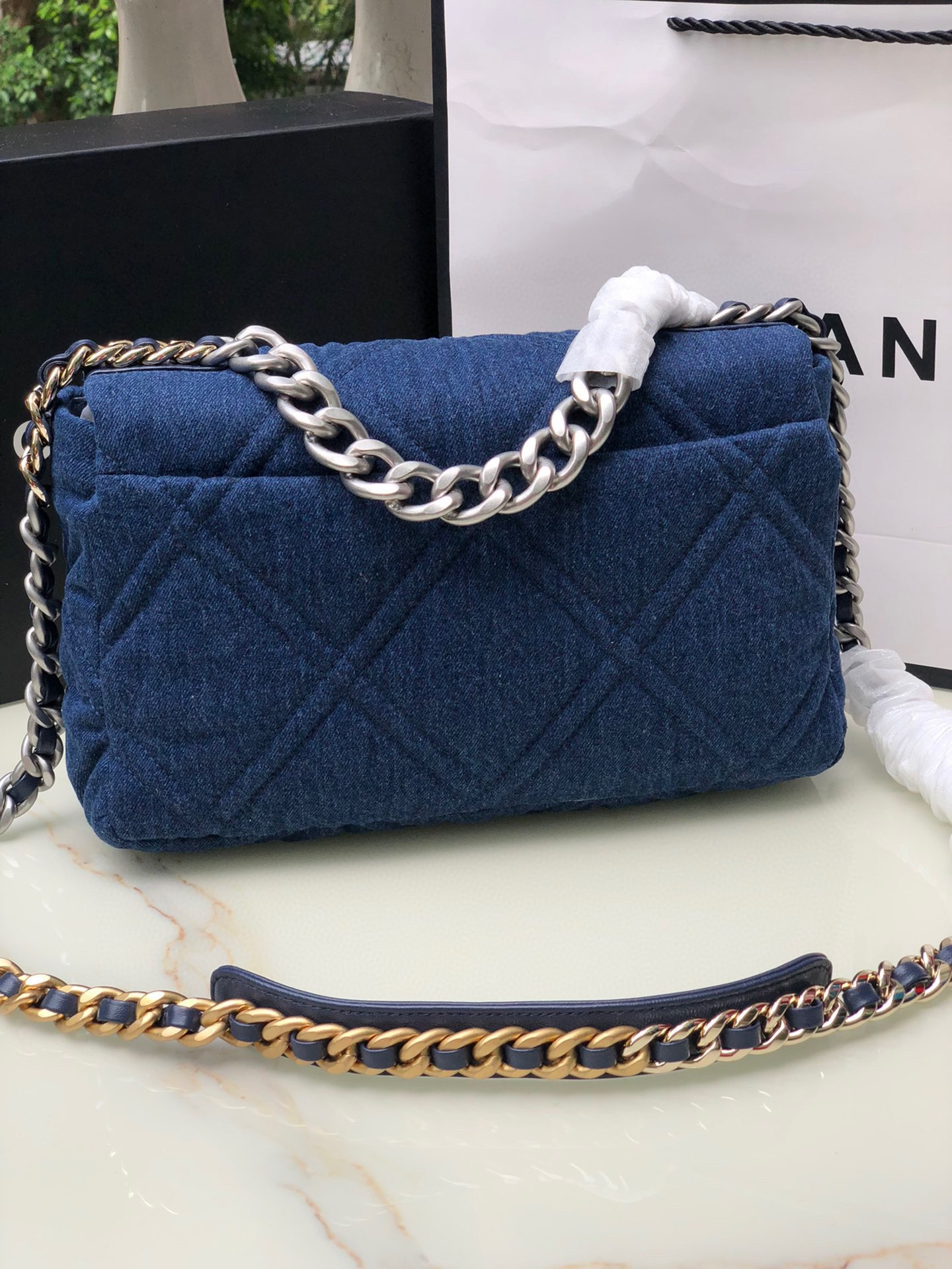 CHANEL 19 LARGE HANDBAG, Gold-Tone, Silver-Tone & Ruthenium-Finish Metal Blue 7.8 × 11.7 × 3.9 in