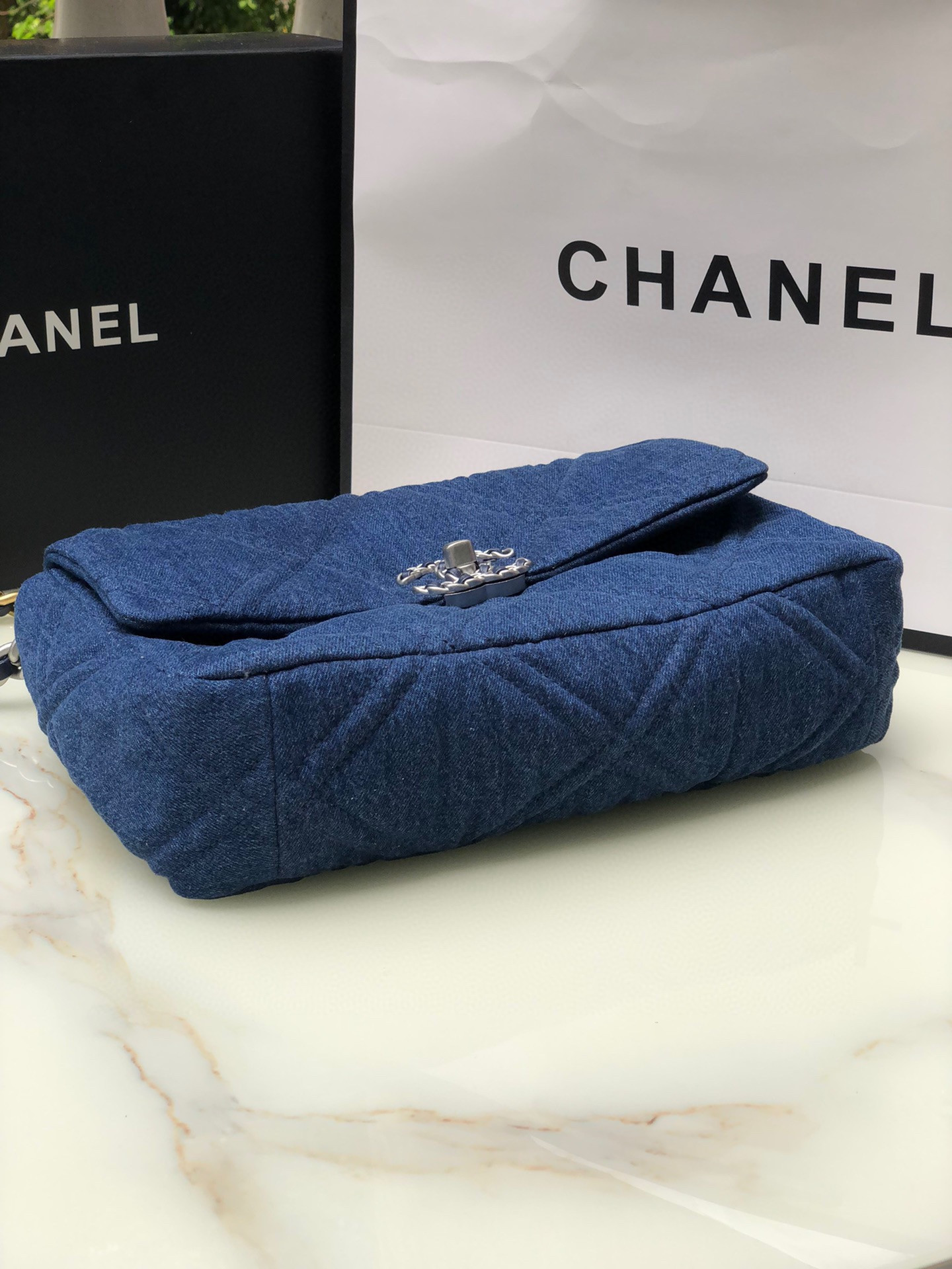 CHANEL 19 LARGE HANDBAG, Gold-Tone, Silver-Tone & Ruthenium-Finish Metal Blue 7.8 × 11.7 × 3.9 in