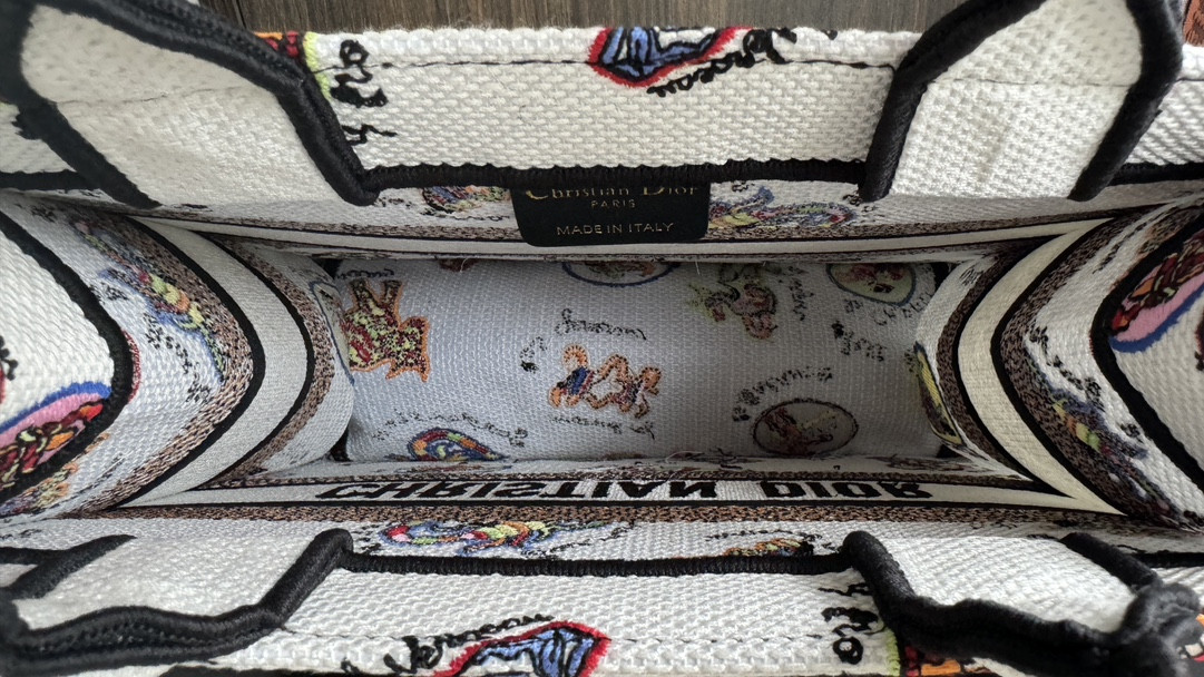 Small DIOR BOOK TOTE WHITE MULTICOLOR DRAGON ZODIAC EMBROIDERY 10.5 x 8.5 x 5.5 inches
