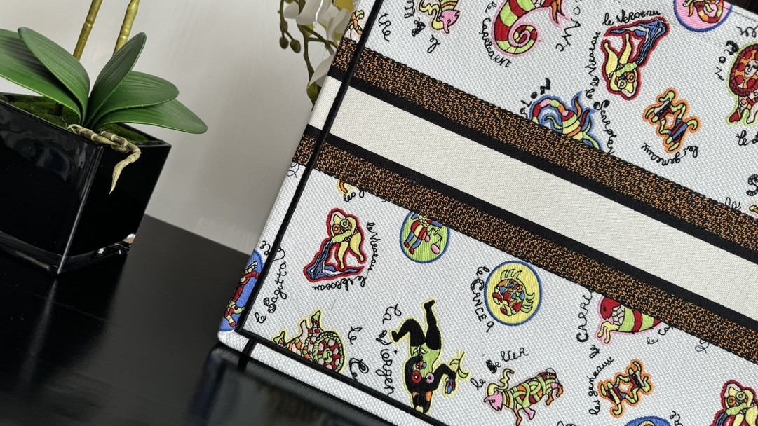 Large DIOR BOOK TOTE WHITE MULTICOLOR DRAGON ZODIAC EMBROIDER 16.5 x 14 x 7.5 inches
