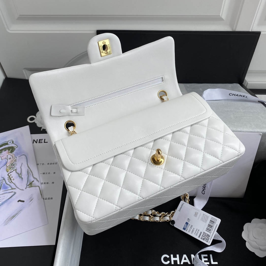 CHANEL CLASSIC HANDBAG GRAINED SHINY CALFSKIN & GOLD-TONE METAL WHITE 6 × 9.9 × 2.5 in