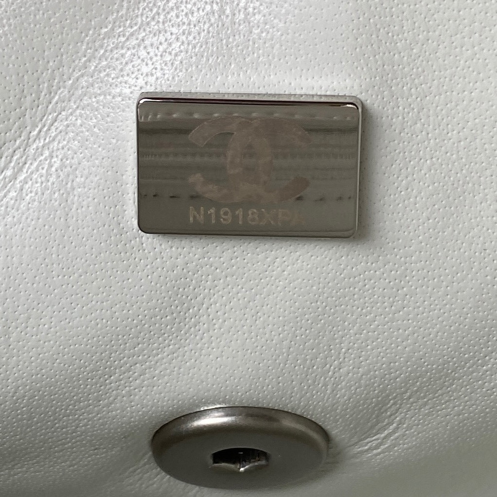 CHANEL MINI FLAP BAG SHINY CALFSKIN & SILVER-TONE METAL WHITE 4.7 × 7.8 × 2.3 in