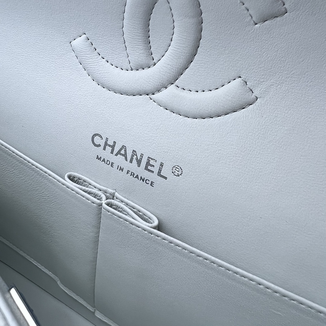 CHANEL CLASSIC HANDBAG GRAINED CALFSKIN & SILVER-TONE METAL WHITE 6 × 9.9 × 2.5 in