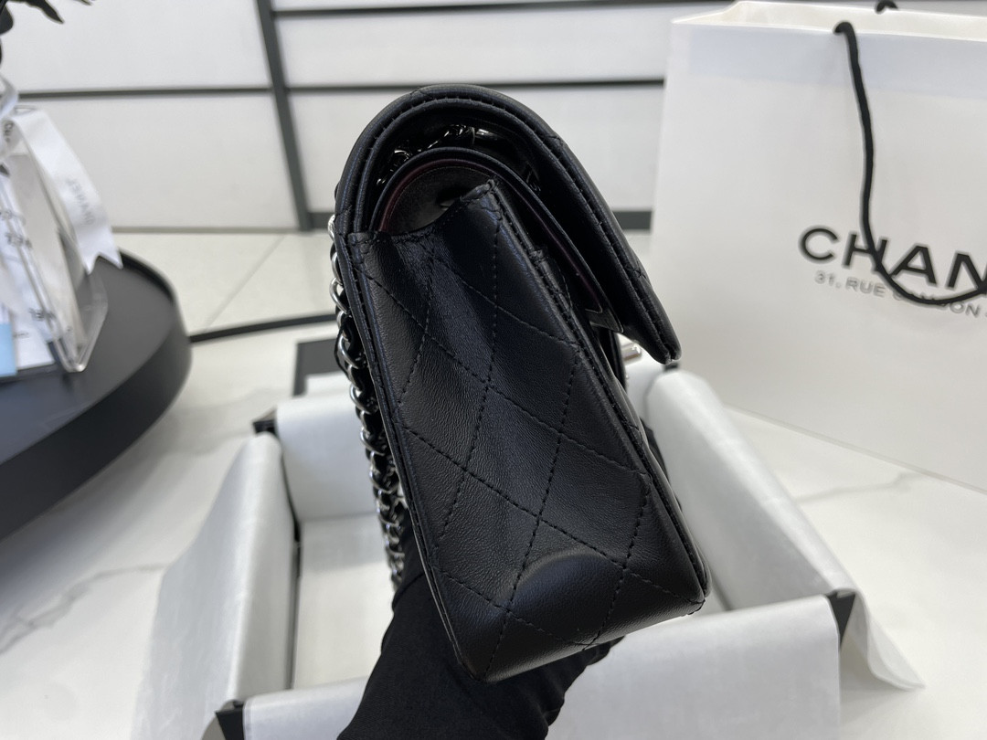 CHANEL SMALL CLASSIC HANDBAG Grained Shiny Calfskin & Silver-Tone Metal Black 5.7 × 9 × 2.3 in