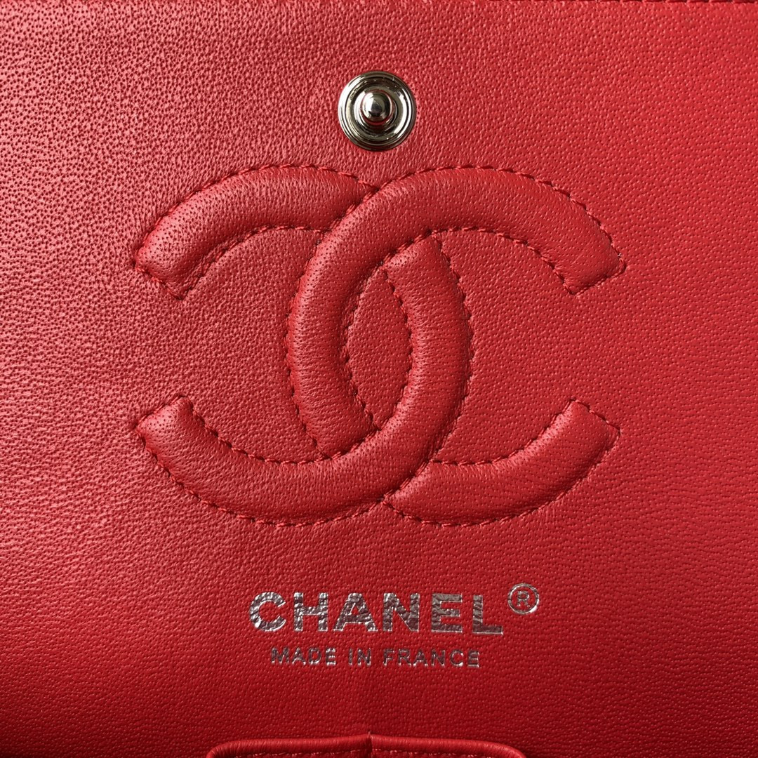 CHANEL SMALL CLASSIC HANDBAG LAMBSKIN & SILVER-TONE METAL Red 5.7 × 9 × 2.3 IN