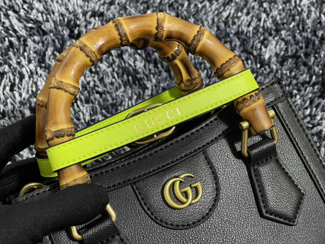 GUCCI DIANA MINI TOTE BAG Black 20W x 16H x 10D CM