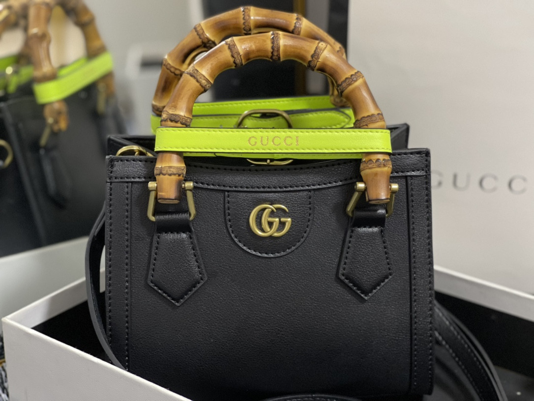 GUCCI DIANA MINI TOTE BAG Black 20W x 16H x 10D CM