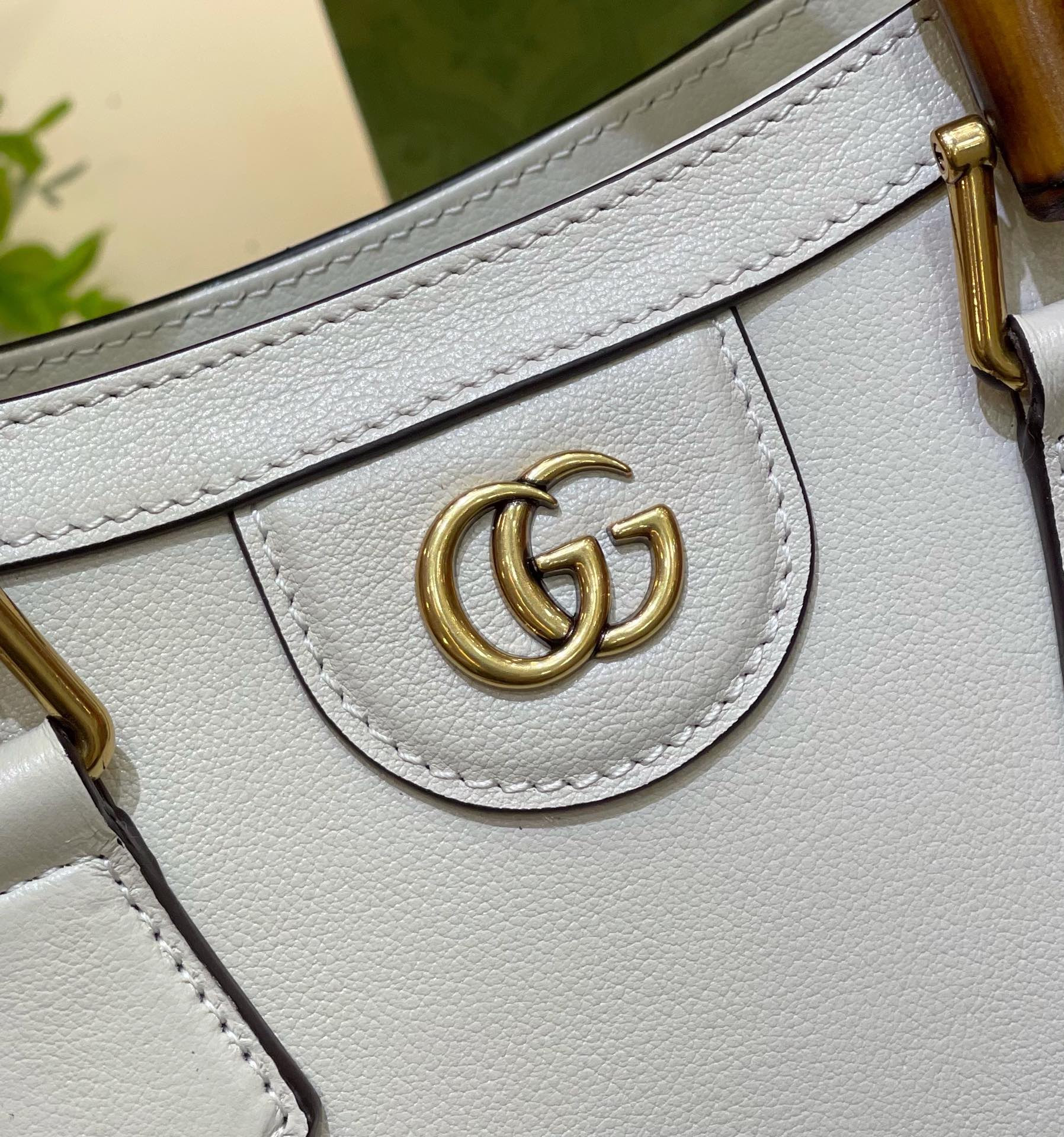 GUCCI DIANA MINI TOTE BAG White 20W x 16H x 10D CM
