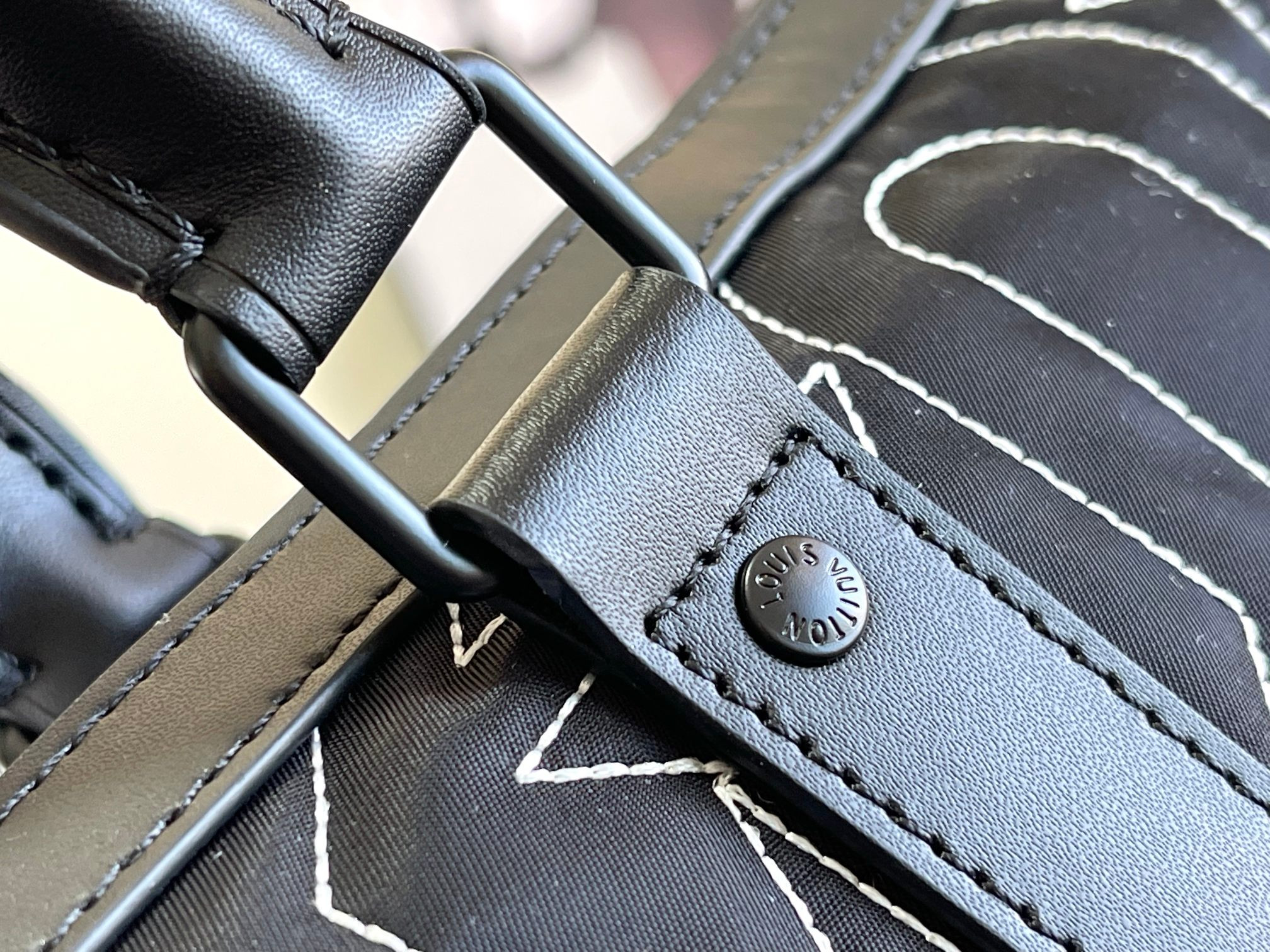 Louis Vuitton Keepall Bandoulière 50 M21382