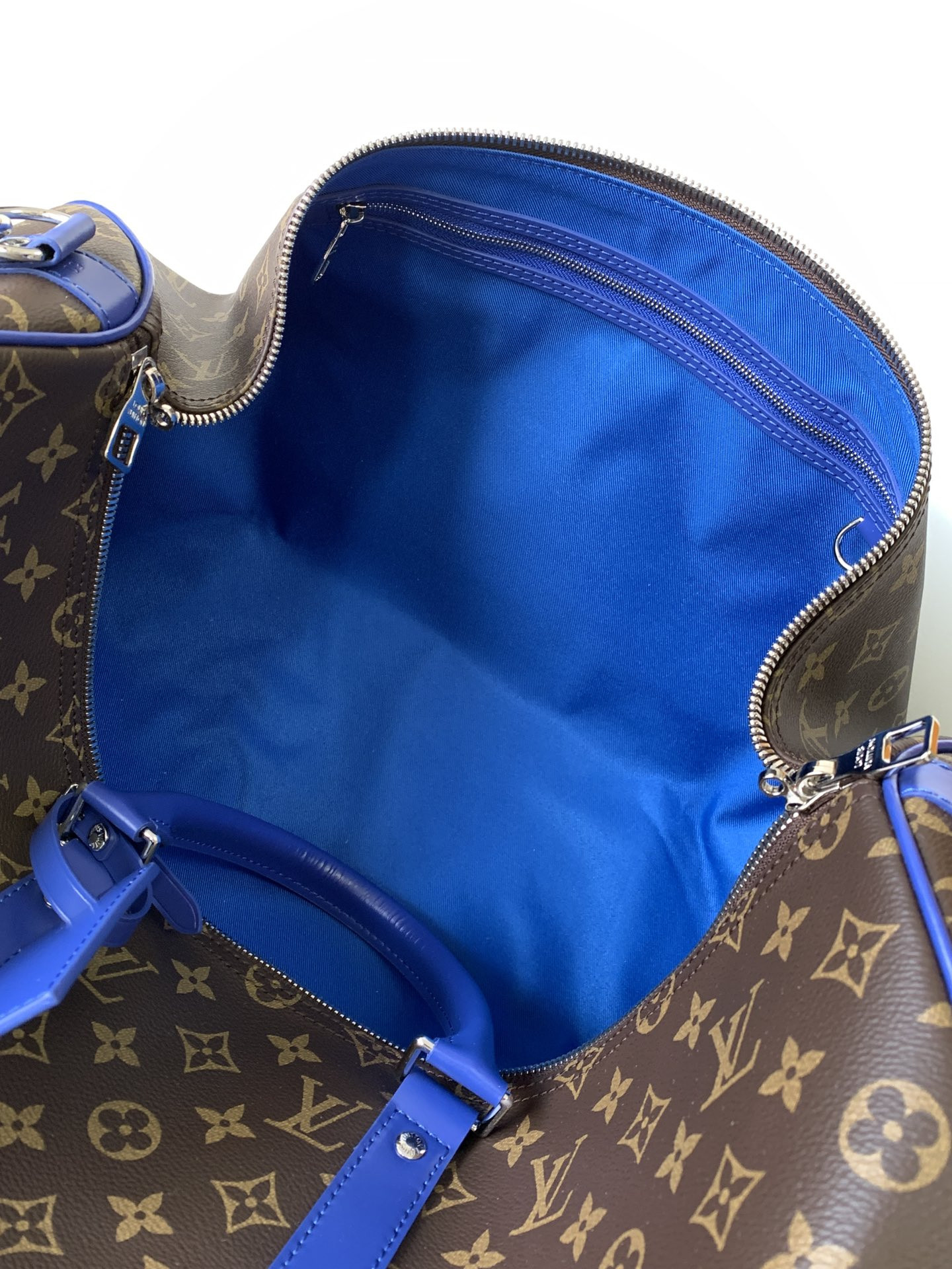 Louis Vuitton Keepall Bandoulière 50 M46772