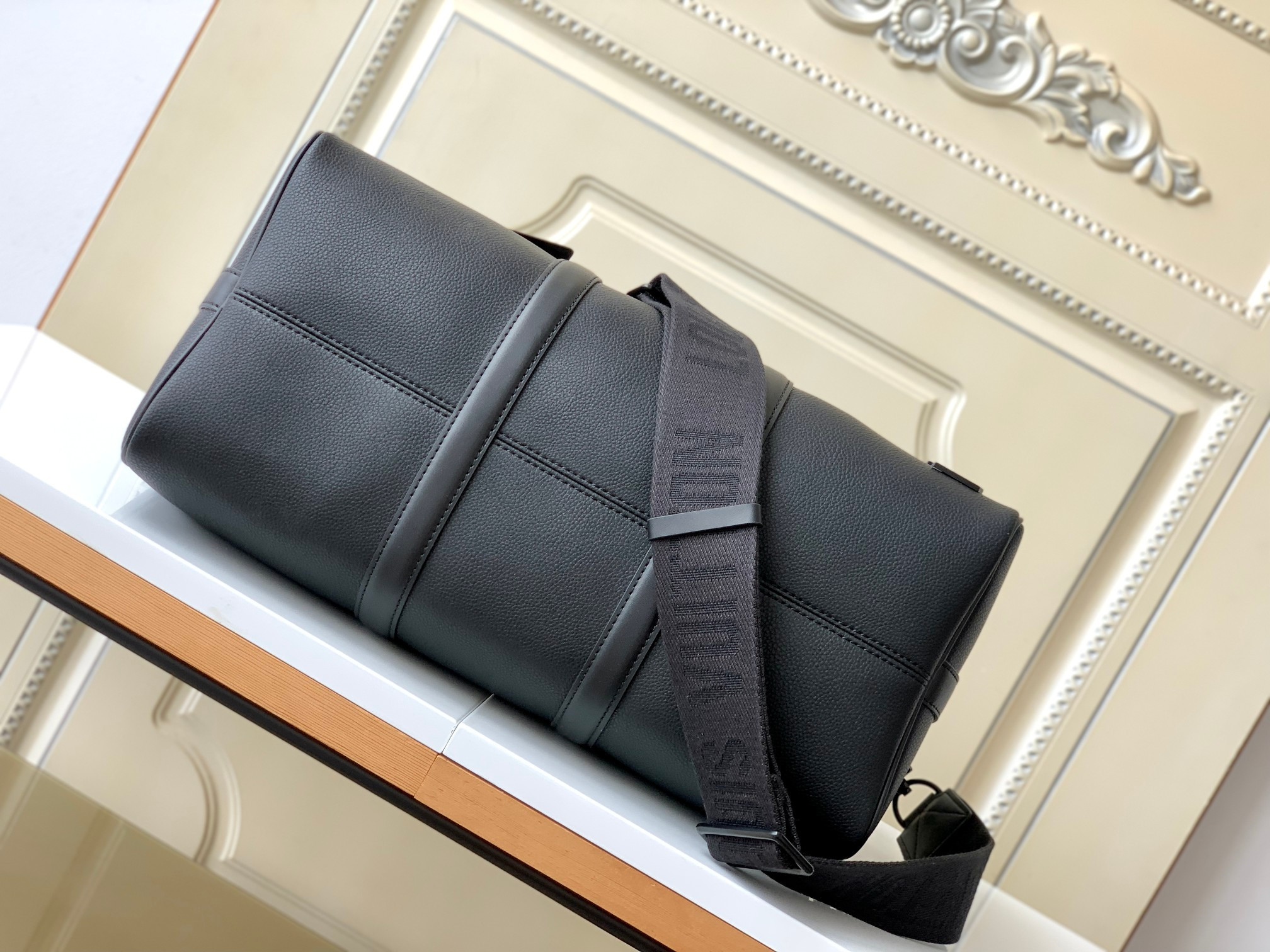 Louis Vuitton Keepall Bandoulière 45 M57088