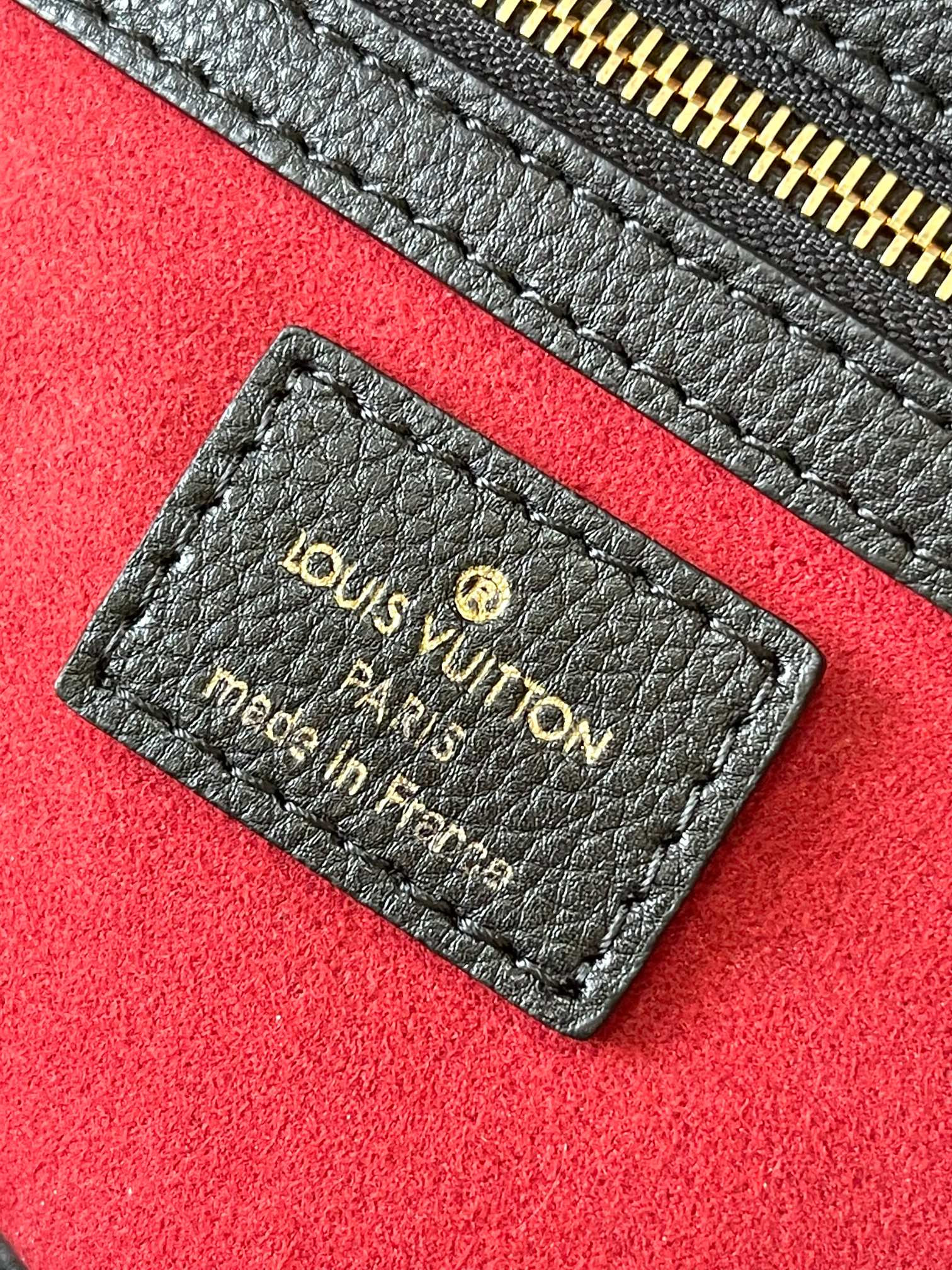 Louis Vuitton Keepall Bandoulière 45 M46670