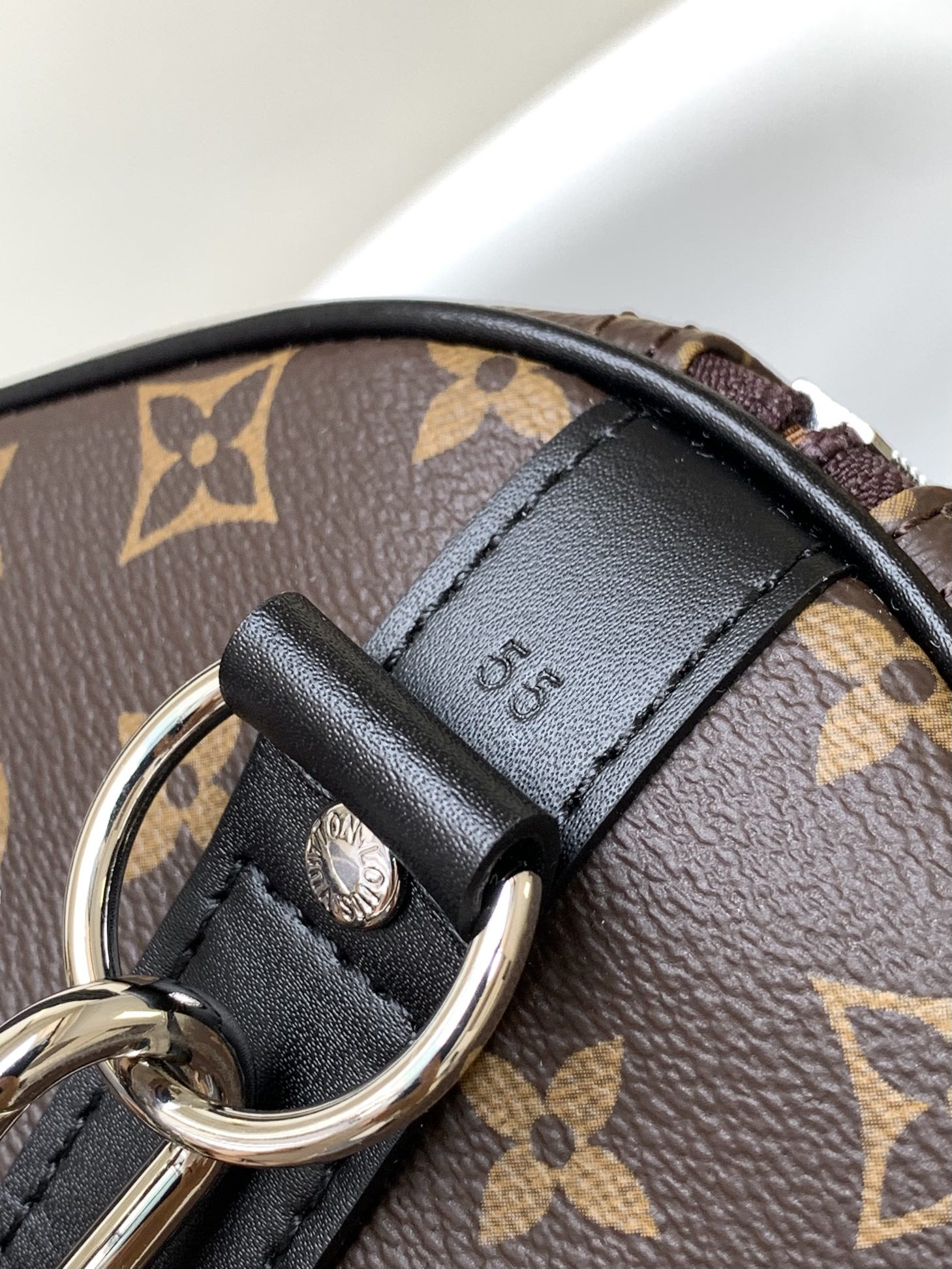 Louis Vuitton Keepall Bandoulière 55 M56714