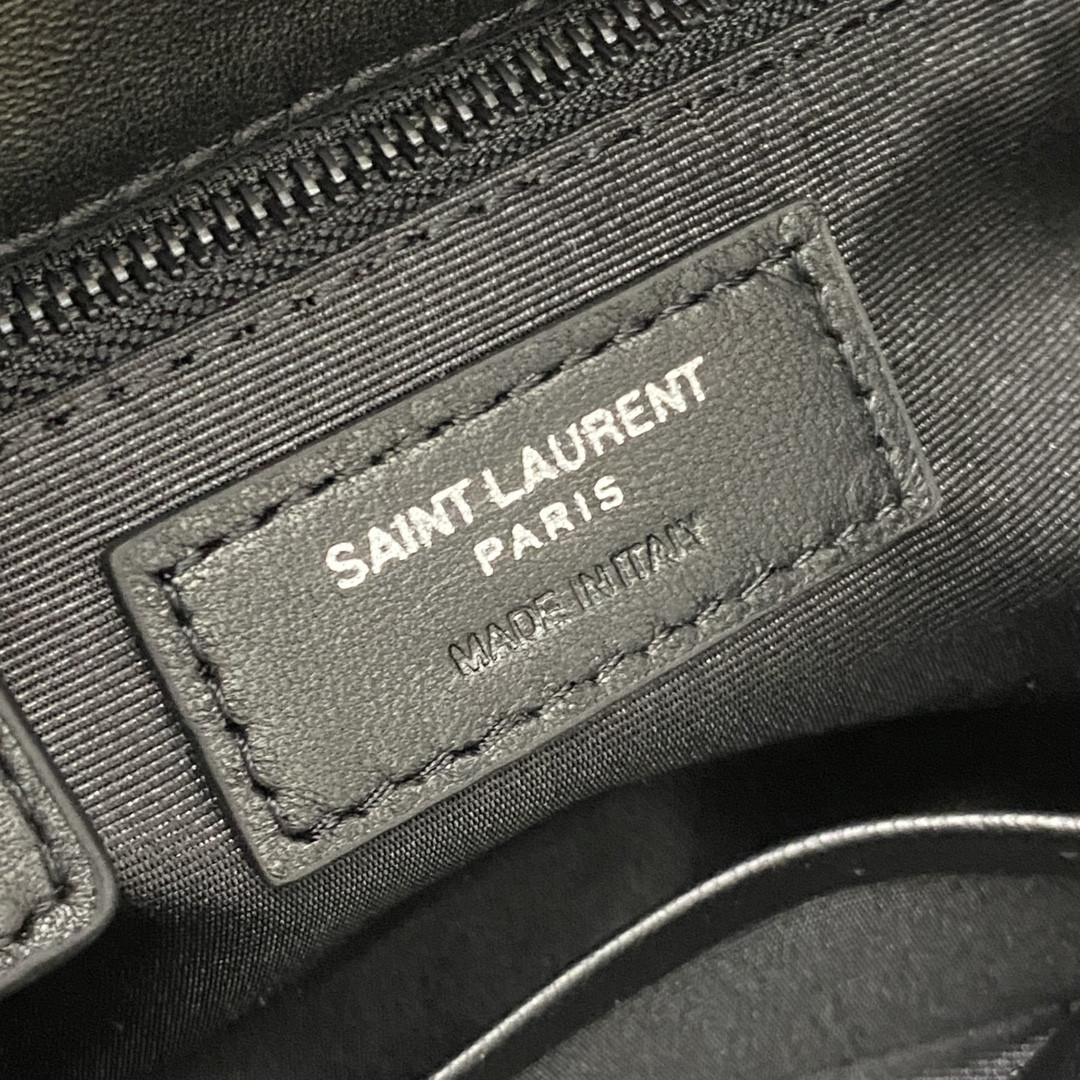 YSL PUFFER IN LEATHER BLACK SILVER 23 X 15.5 X 5.8 CM