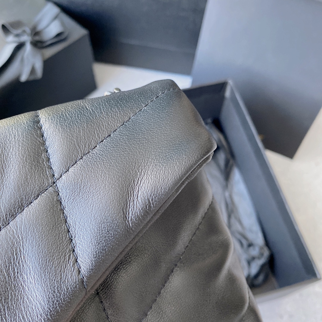 YSL PUFFER IN LEATHER NAVY 23 X 15.5 X 5.8 CM