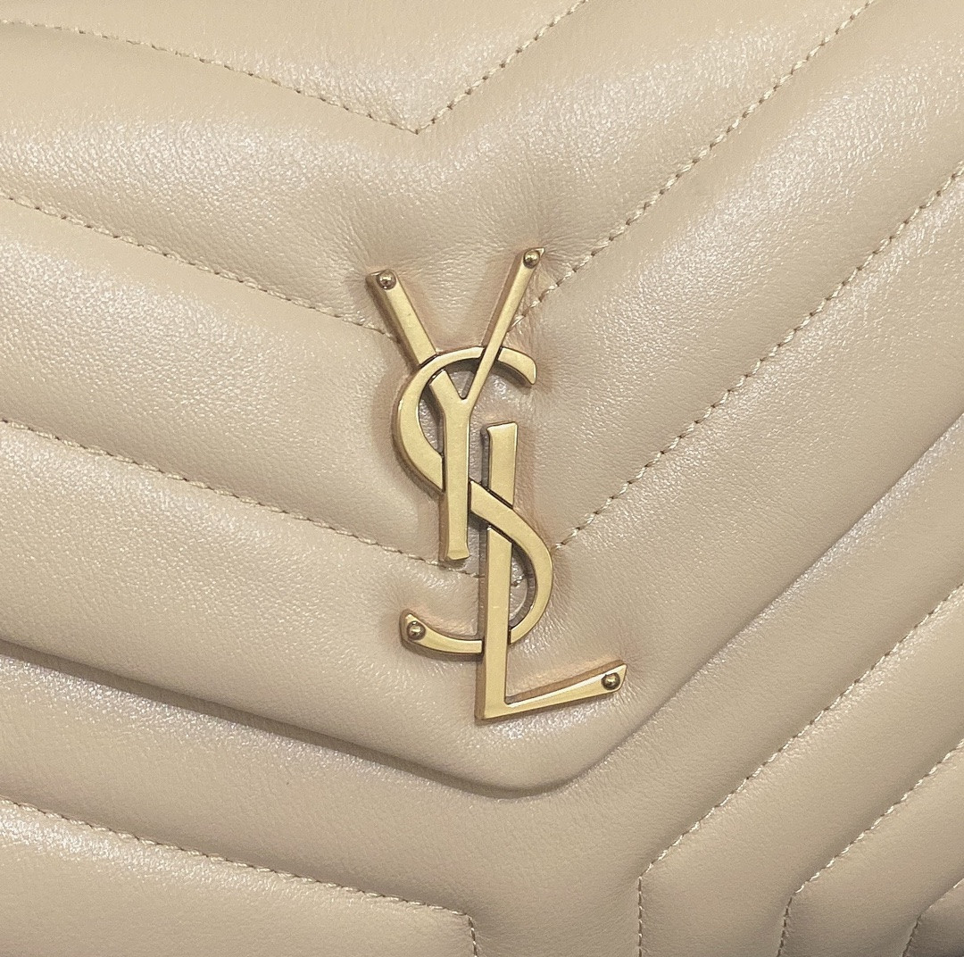YSL LOULOU SMALL IN QUILTED LEATHER light beige 9 X 6.1 X 3.3 INCHES