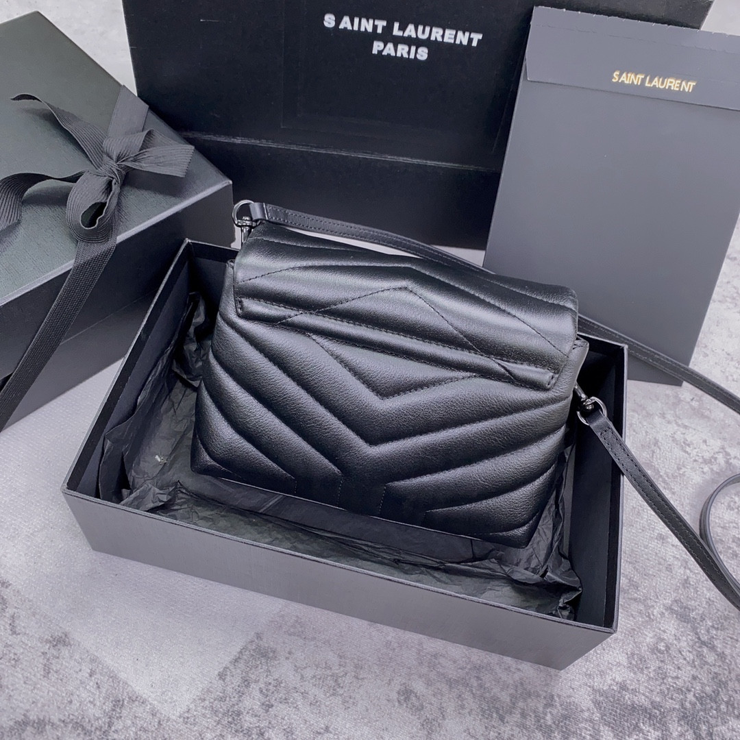 YSL TOY LOULOU IN QUILTED LEATHER ALL BLACK 7.9 X 5.5 X 3 INCHES