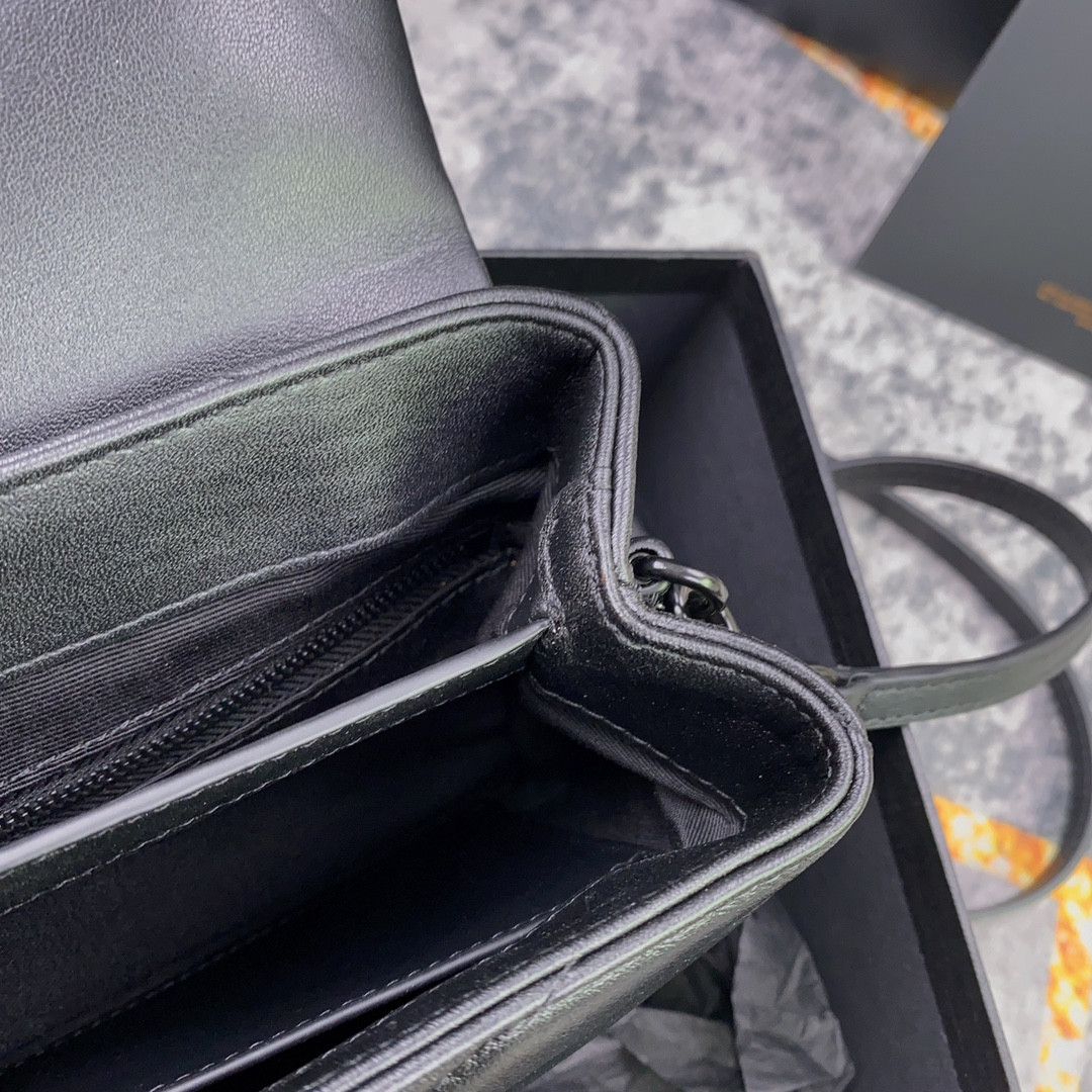 YSL TOY LOULOU IN QUILTED LEATHER ALL BLACK 7.9 X 5.5 X 3 INCHES