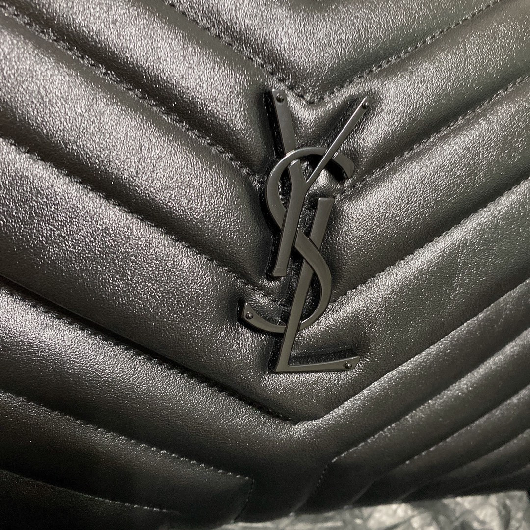 YSL LOULOU MEDIUM IN QUILTED LEATHER ALL BLACK 12.5 X 8.6 X 3.5 INCHES