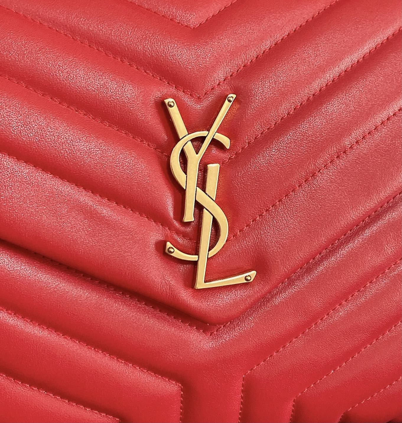 YSL LOULOU MEDIUM IN QUILTED LEATHER RED 12.5 X 8.6 X 3.5 INCHES