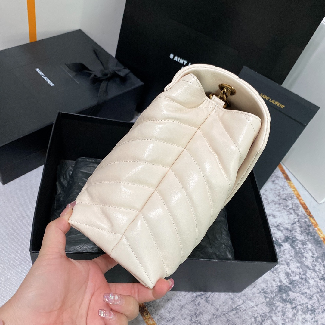 YSL LOULOU MEDIUM IN QUILTED LEATHER BLANC VINTAGE 12.5 X 8.6 X 3.5 INCHES