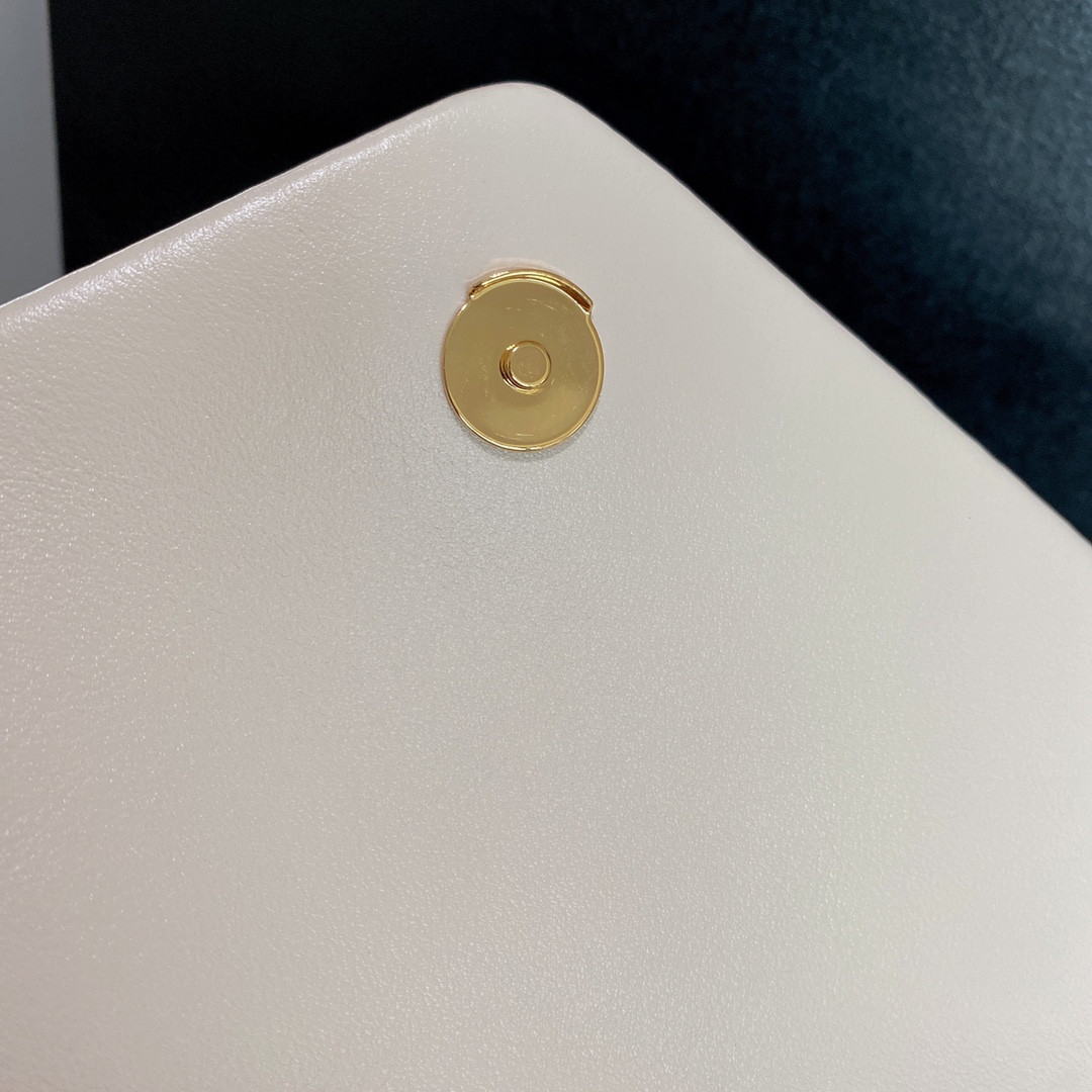 YSL LOULOU MEDIUM IN QUILTED LEATHER BLANC VINTAGE 12.5 X 8.6 X 3.5 INCHES