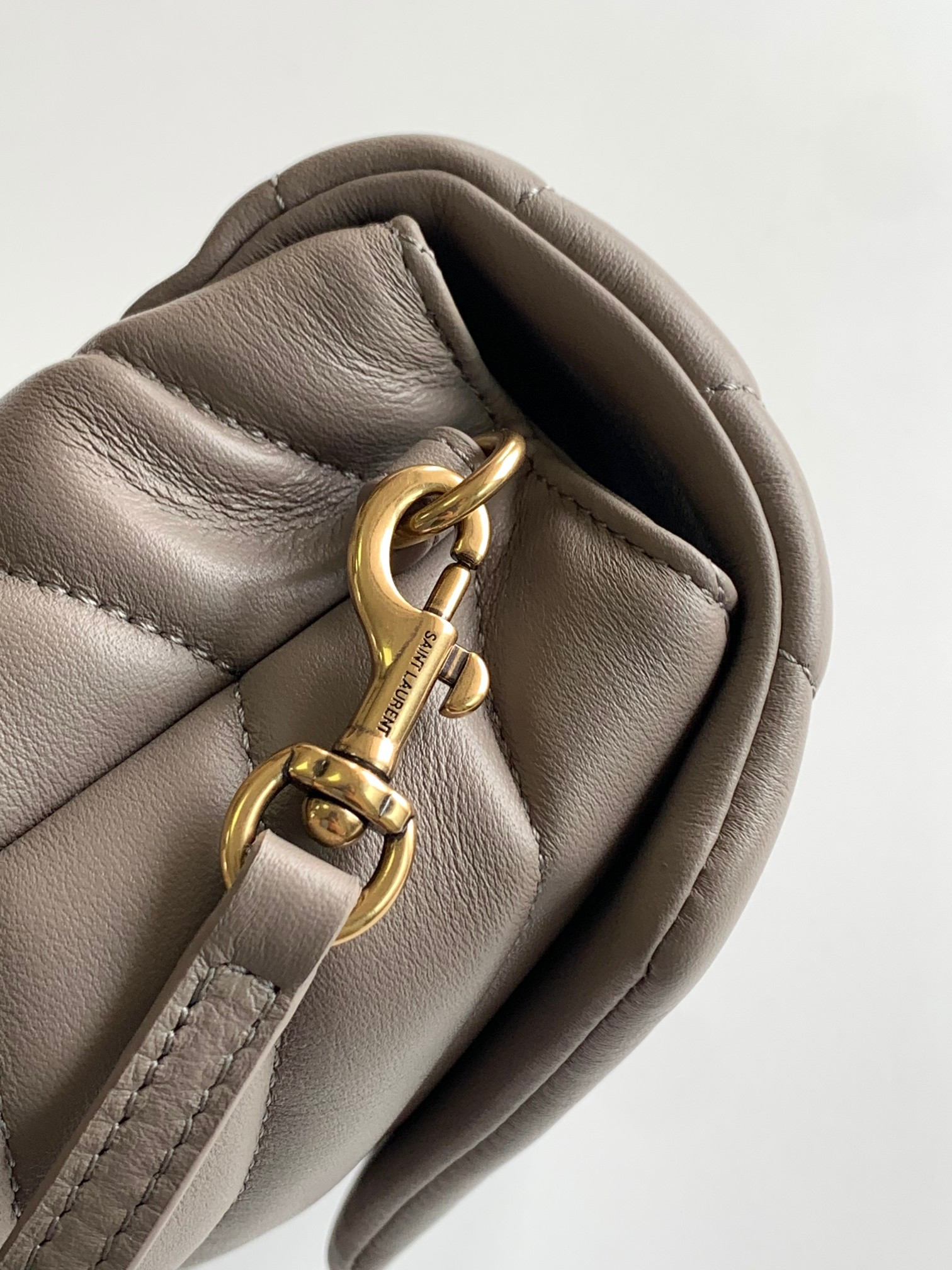 YSL TOY LOULOU IN QUILTED LEATHER GREYISH BROWN 7.9 X 5.5 X 3 INCHES