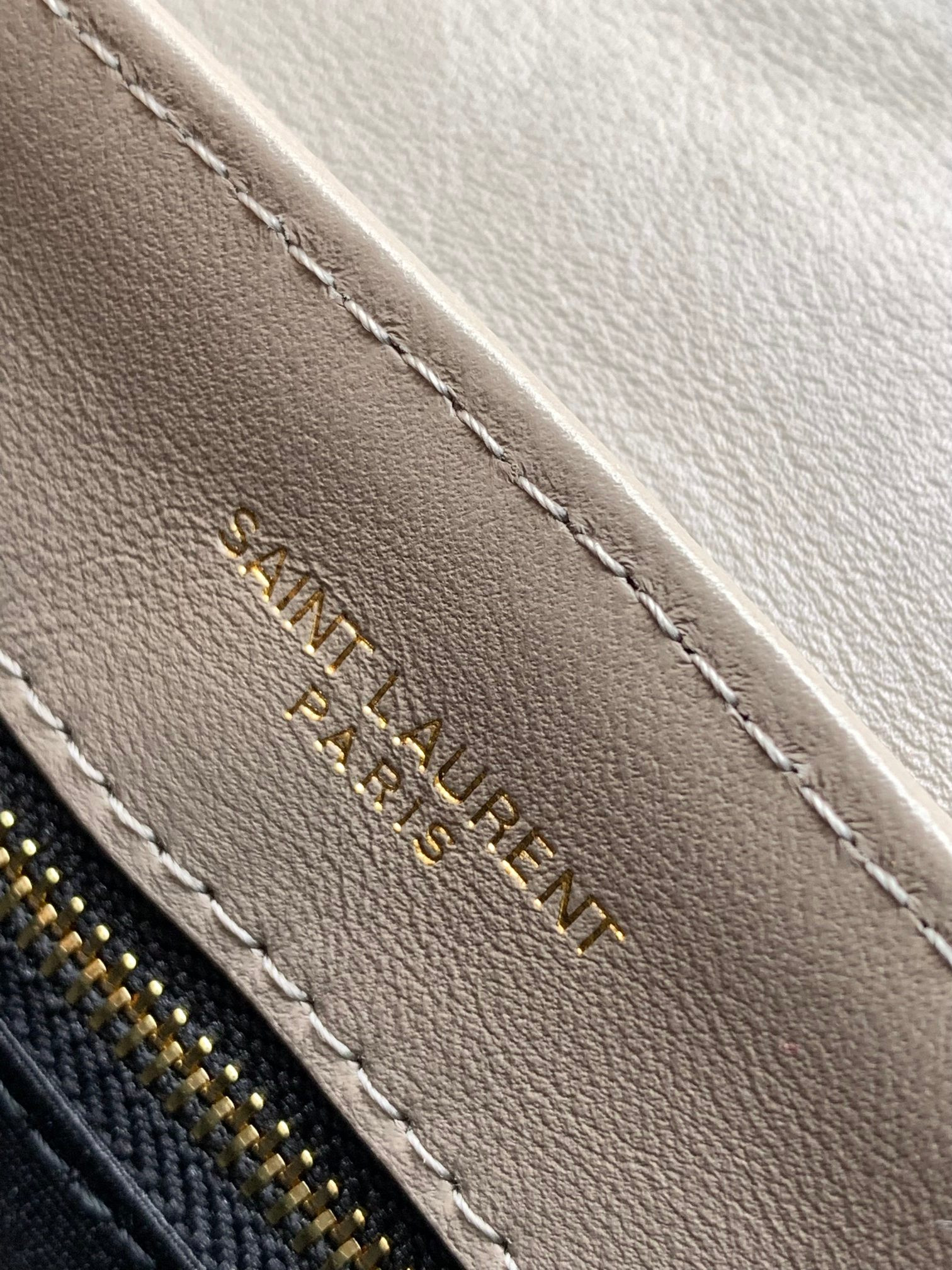 YSL TOY LOULOU IN QUILTED LEATHER GREYISH BROWN 7.9 X 5.5 X 3 INCHES