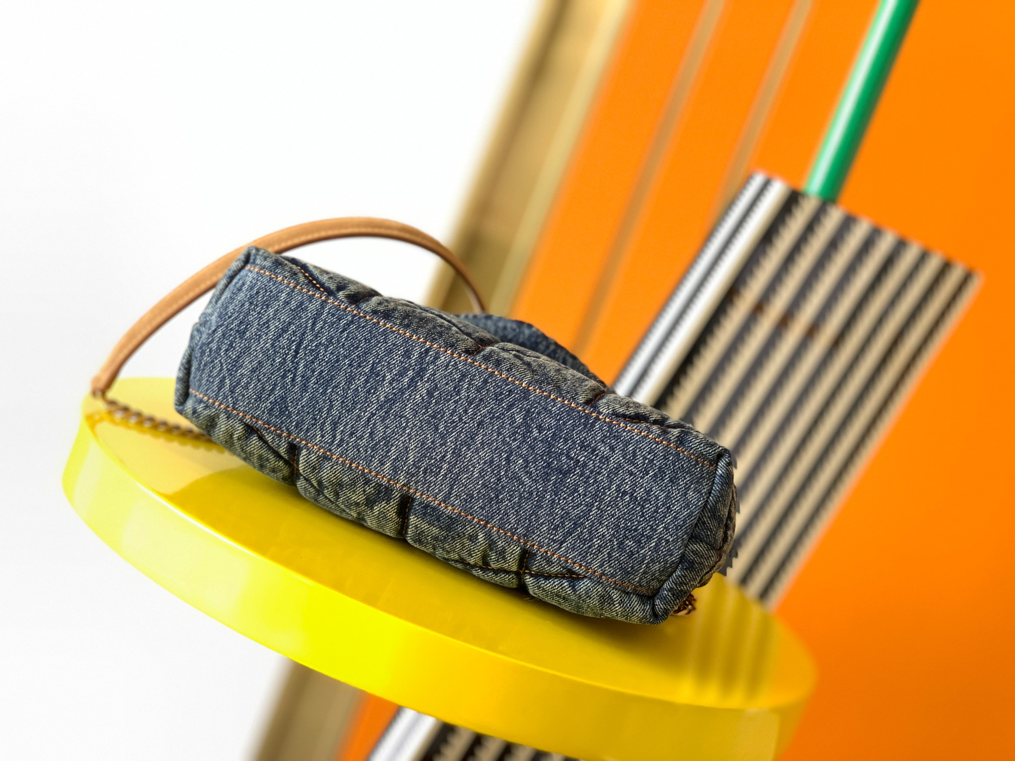 YSL PUFFER IN SUEDE AND DENIM RODEO BLUE 23 X 15.5 X 5.8 CM