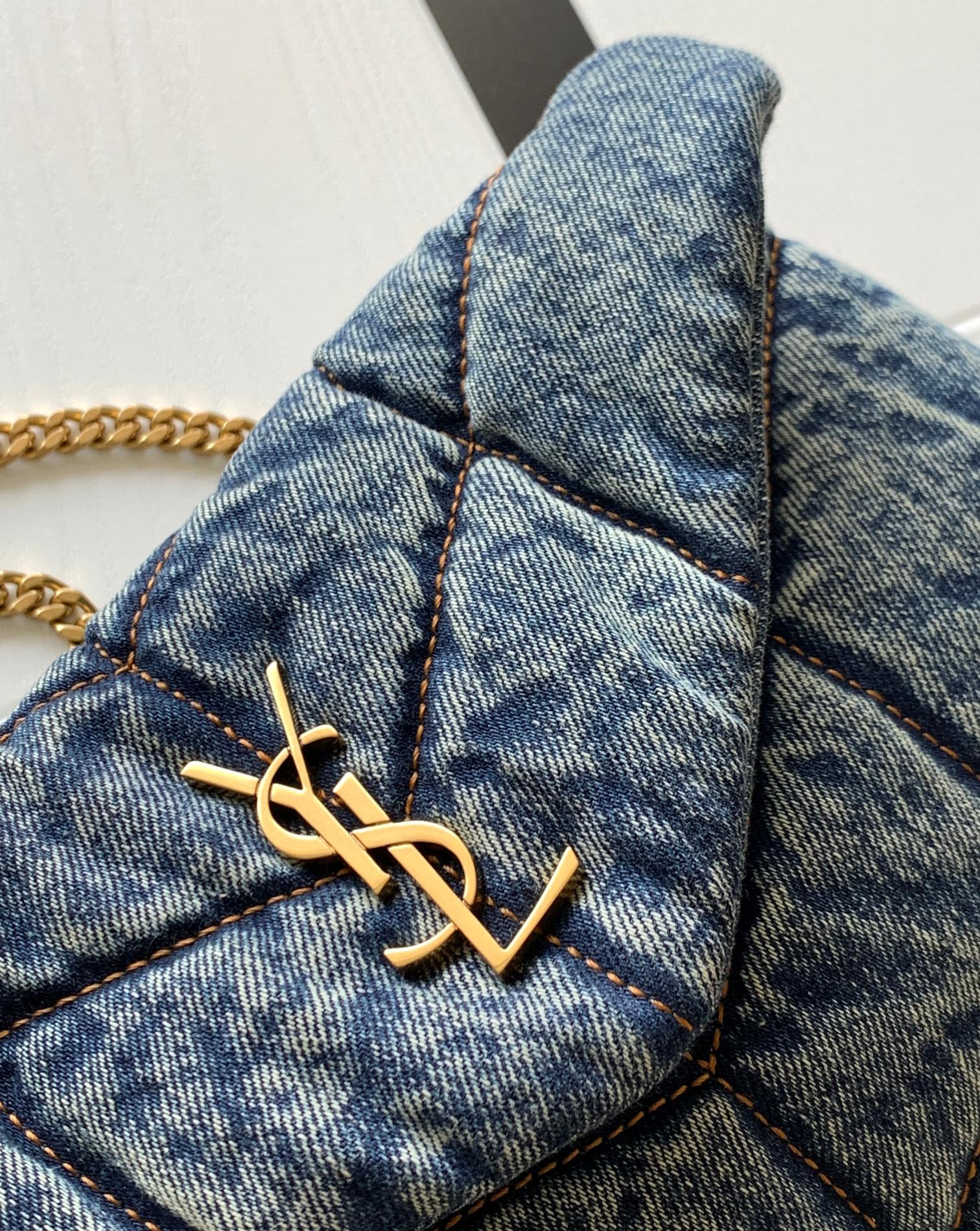 YSL PUFFER IN SUEDE AND DENIM RODEO BLUE 23 X 15.5 X 5.8 CM