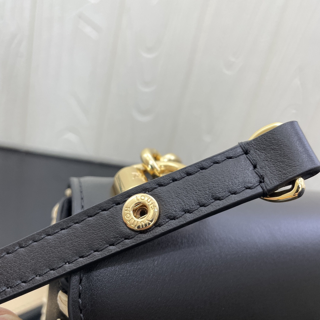 LOUIS VUITTON GO-14 MM Black 9.1 x 6.3 x 3.9 inches