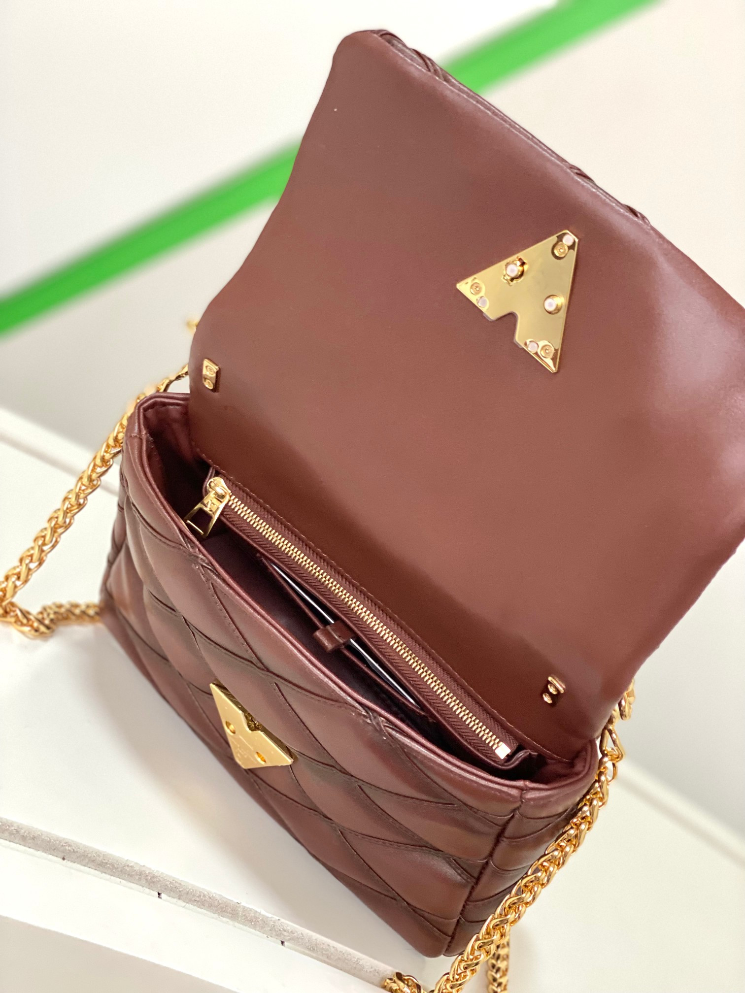 LOUIS VUITTON M23601 GO-14 MM 9.1 x 6.3 x 3.9 inches