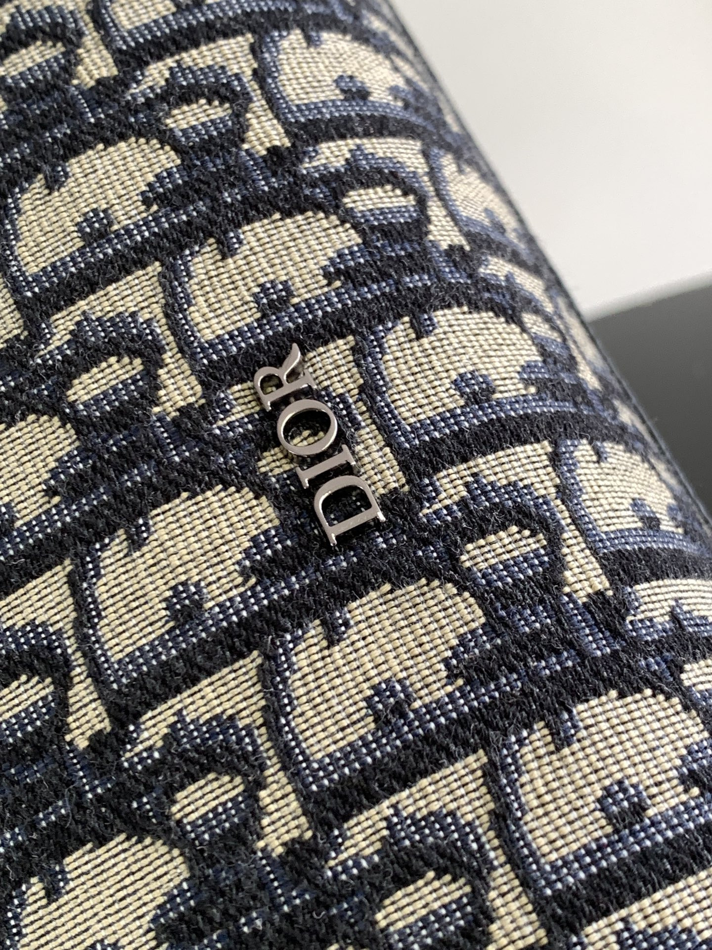 Dior Lingot Toiletry Bag Beige and Black Dior Oblique Jacquard 8.5 x 5 x 4 inches