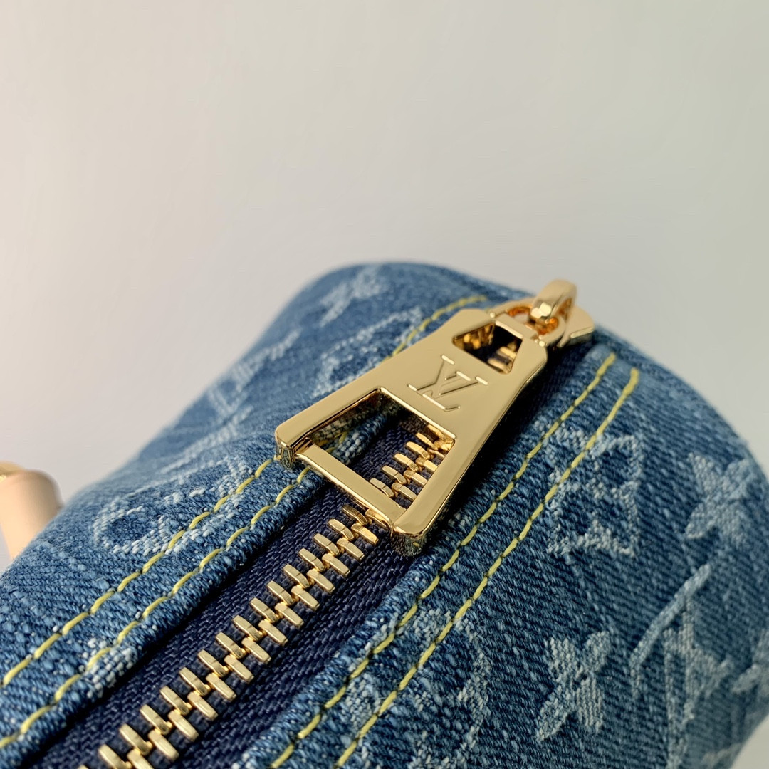 LOUIS VUITTON M46830 Papillon 10.6 x 4.3 x 5.1 inches