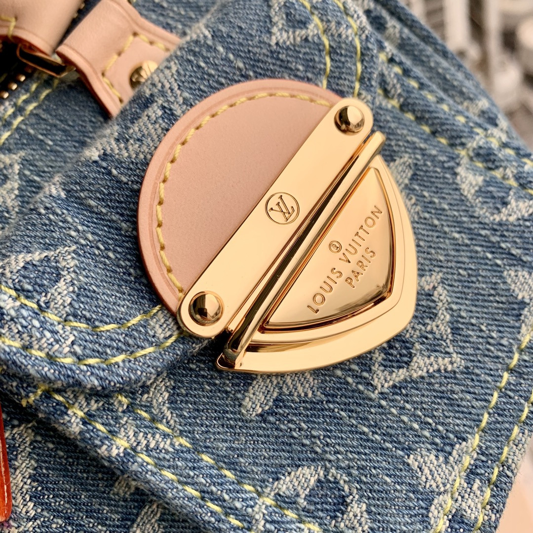 LOUIS VUITTON M82950 Nano Speedy 6.3 x 3.9 x 3 inches