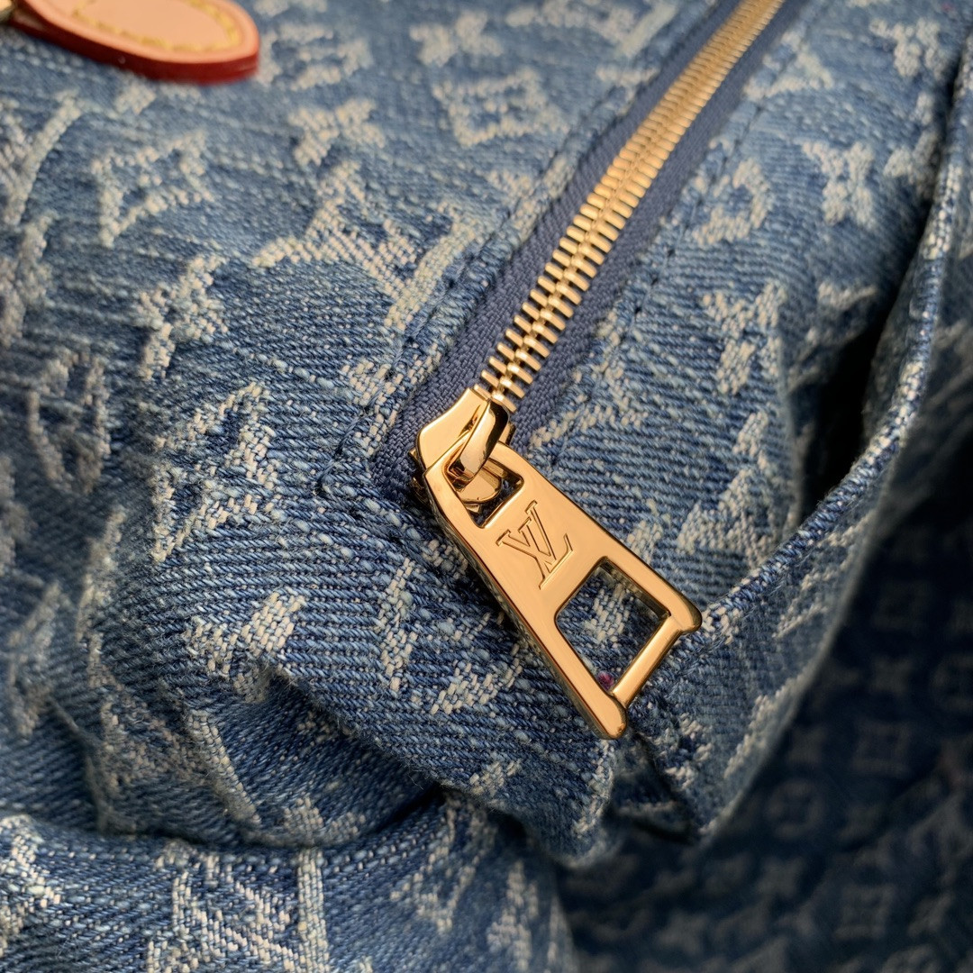 LOUIS VUITTON M46871 OnTheGo MM 13.8 x 10.6 x 5.5 inches