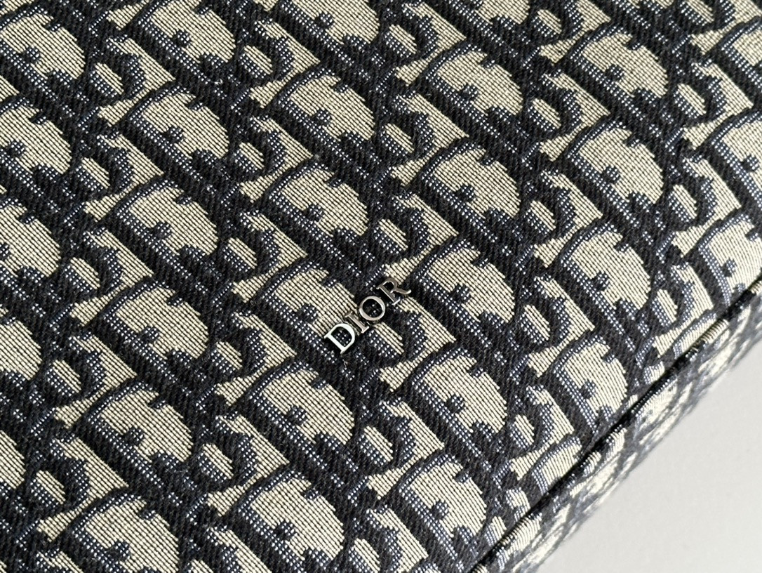 Dior Safari Tote Bag Blue Dior Oblique Jacquard and Grained Calfskin 15.5 x 14 x 4.5 inches