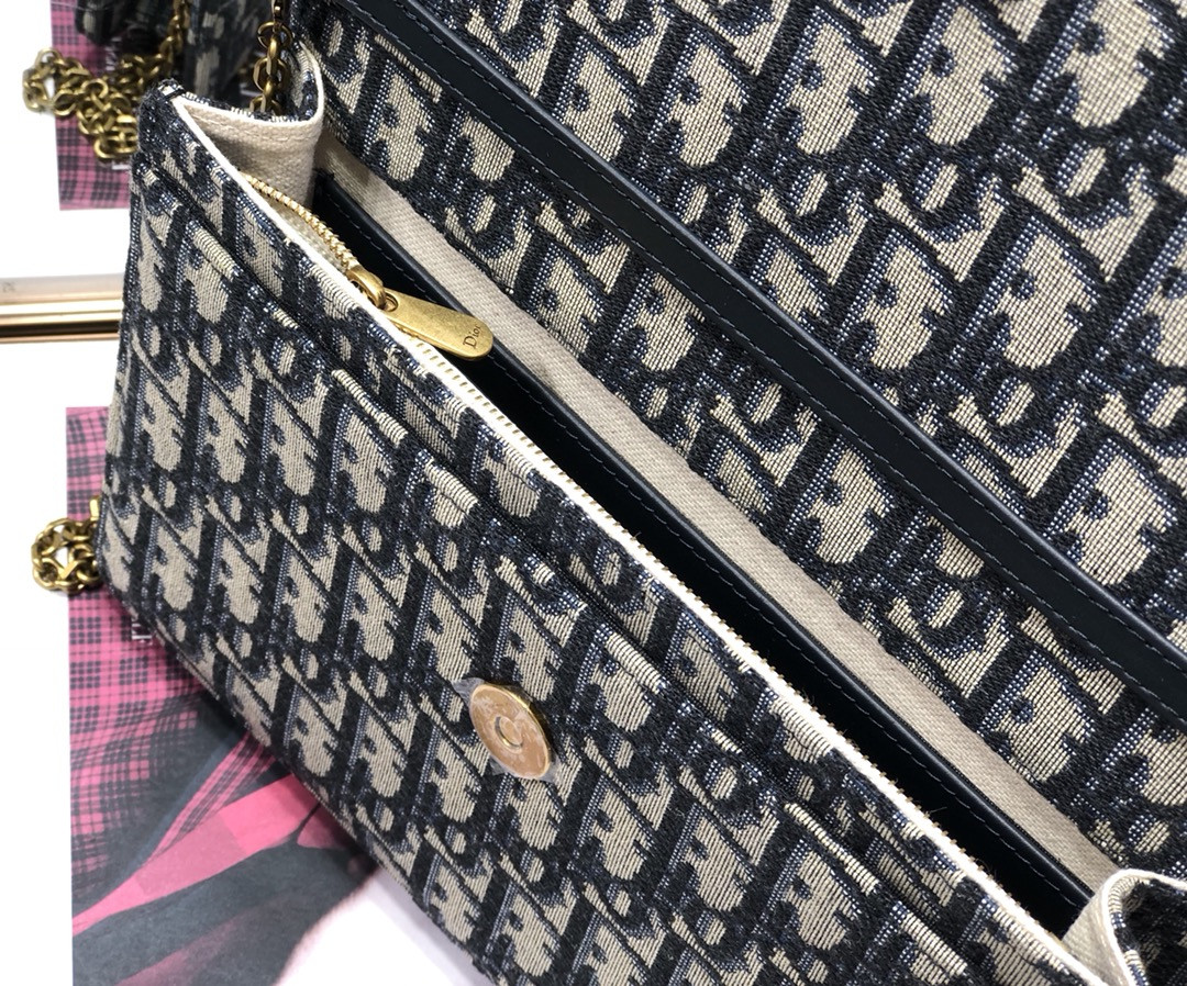 Dior Saddle Pouch Blue Dior Oblique Jacquard 8.5 x 5.5 x 1.5 inches