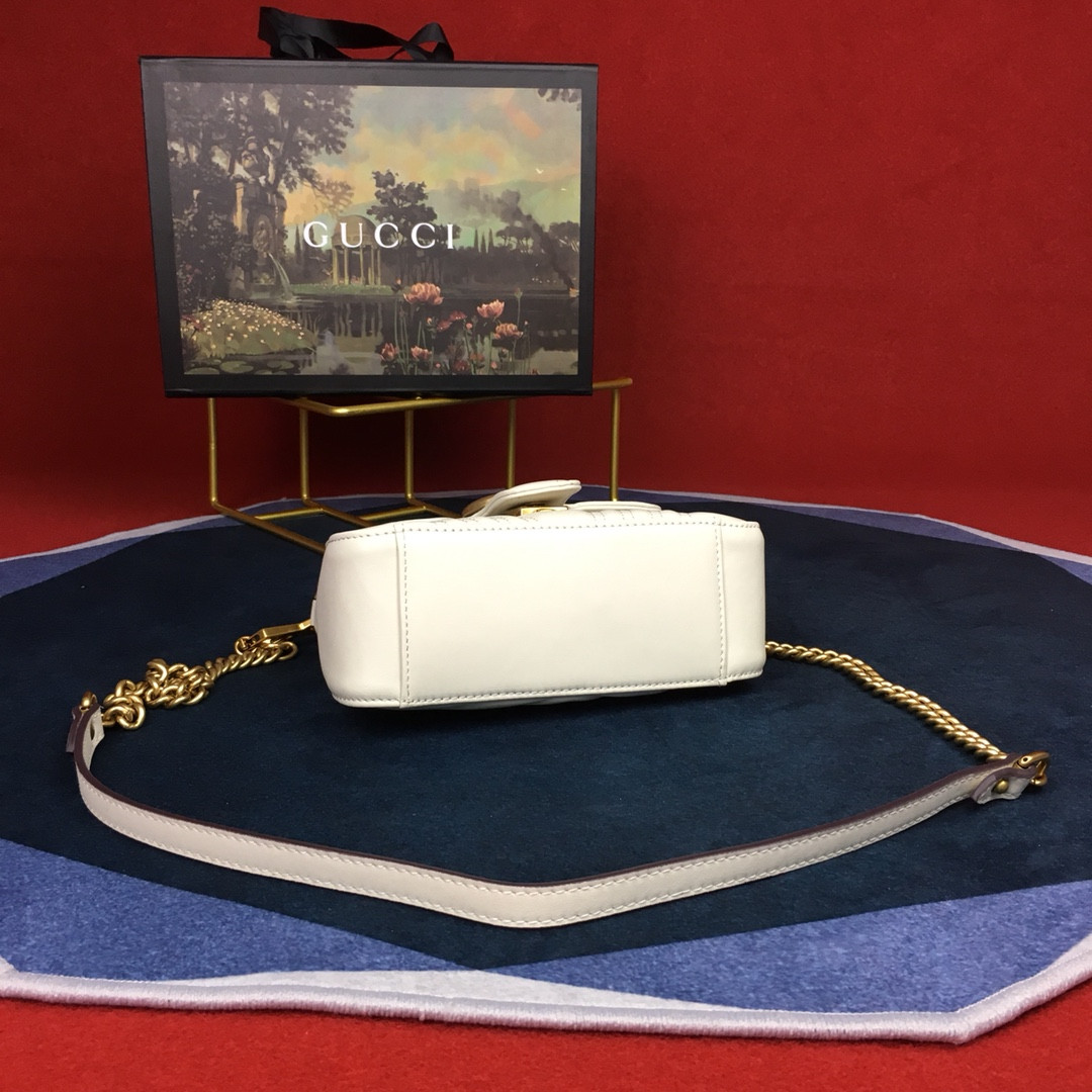 GUCCI GG MARMONT MATELASSÉ MINI BAG WHITE 8.5"W x 5"H x 2.5"D