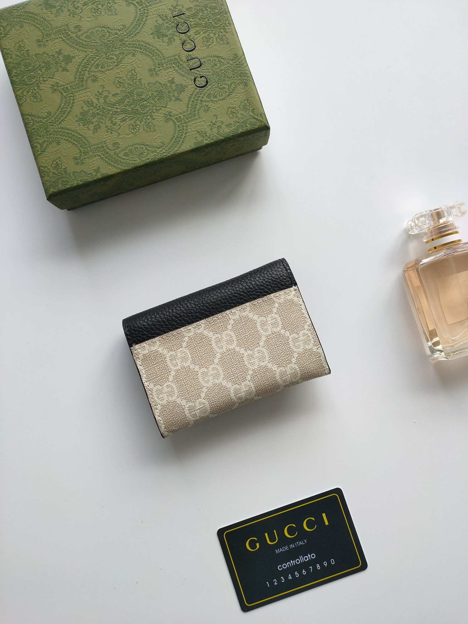 Gucci GG CARD CASE WALLET