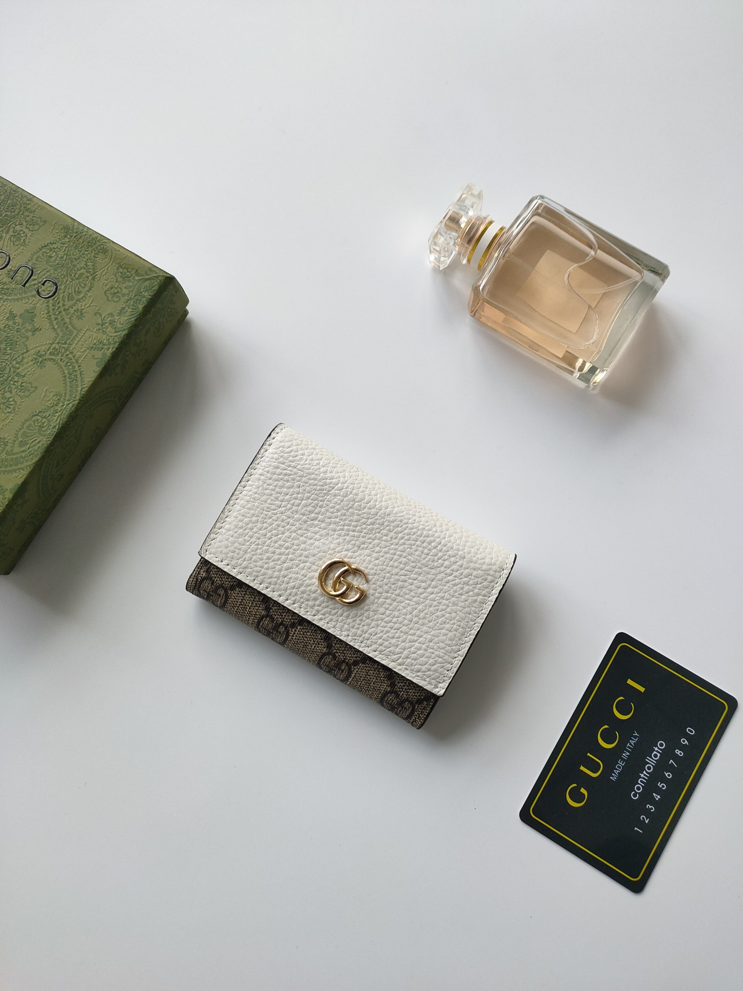 Gucci GG CARD CASE WALLET