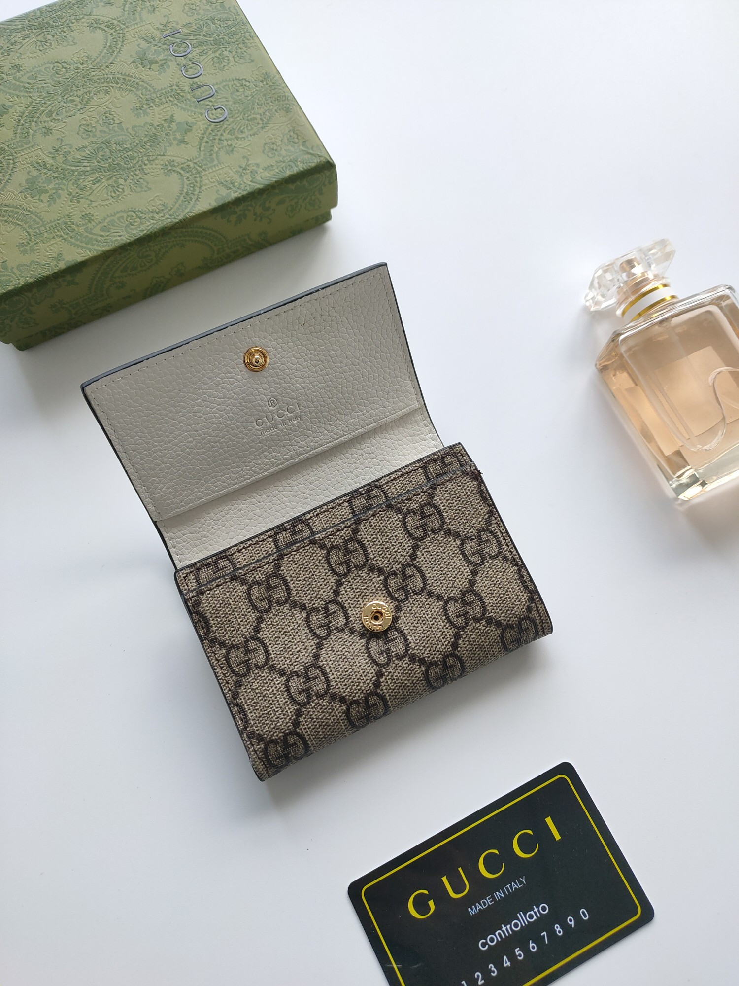 Gucci GG CARD CASE WALLET