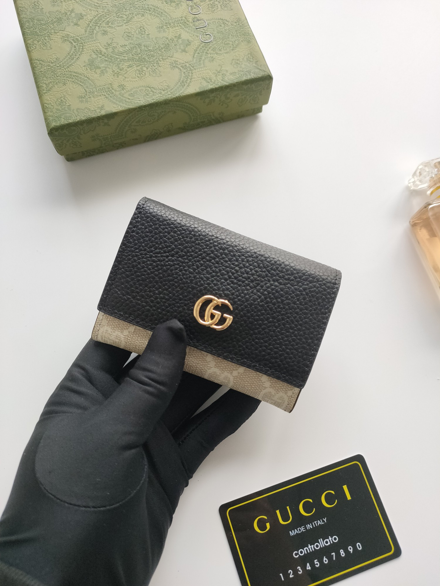 Gucci GG CARD CASE WALLET