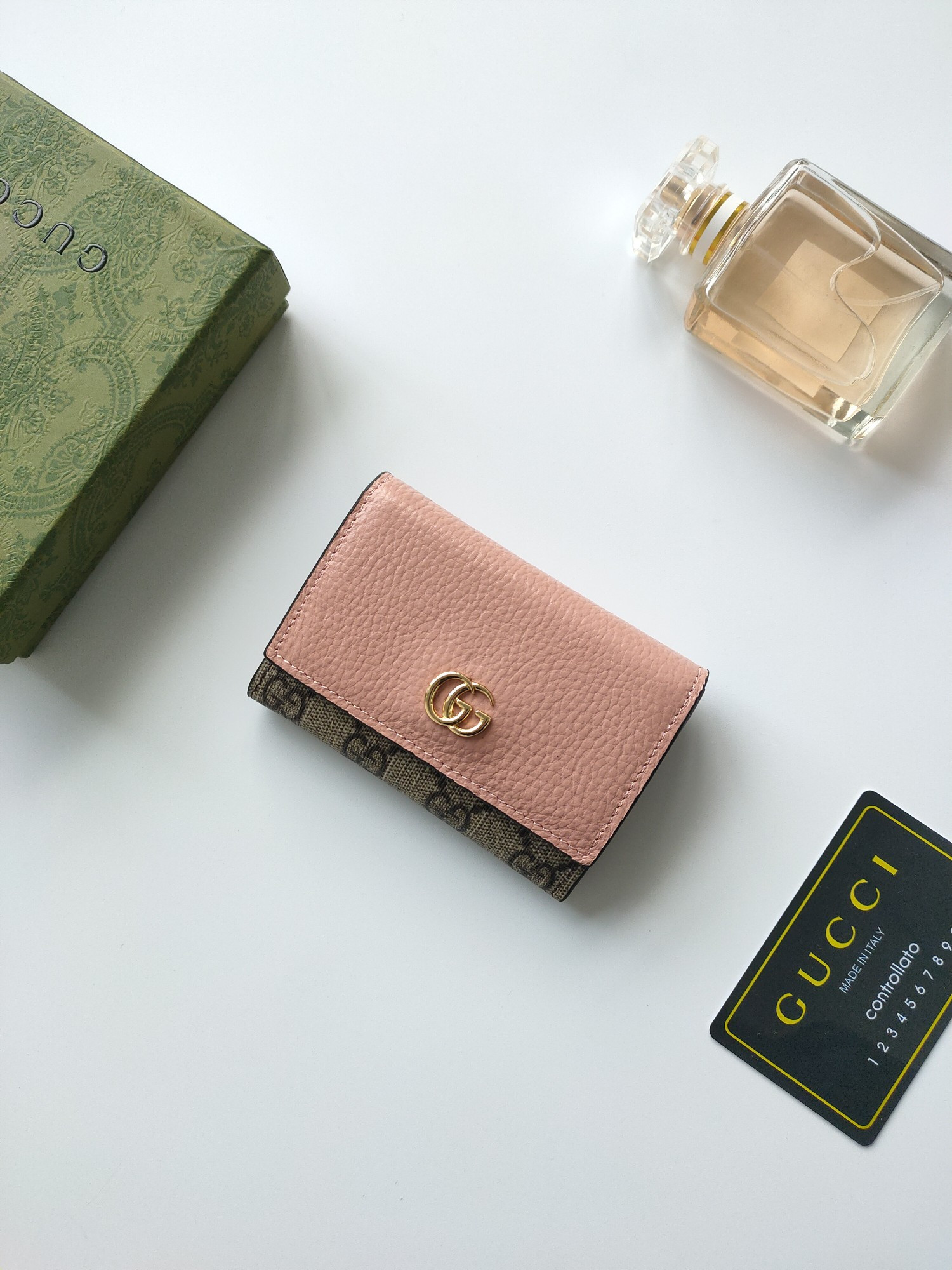 Gucci GG CARD CASE WALLET