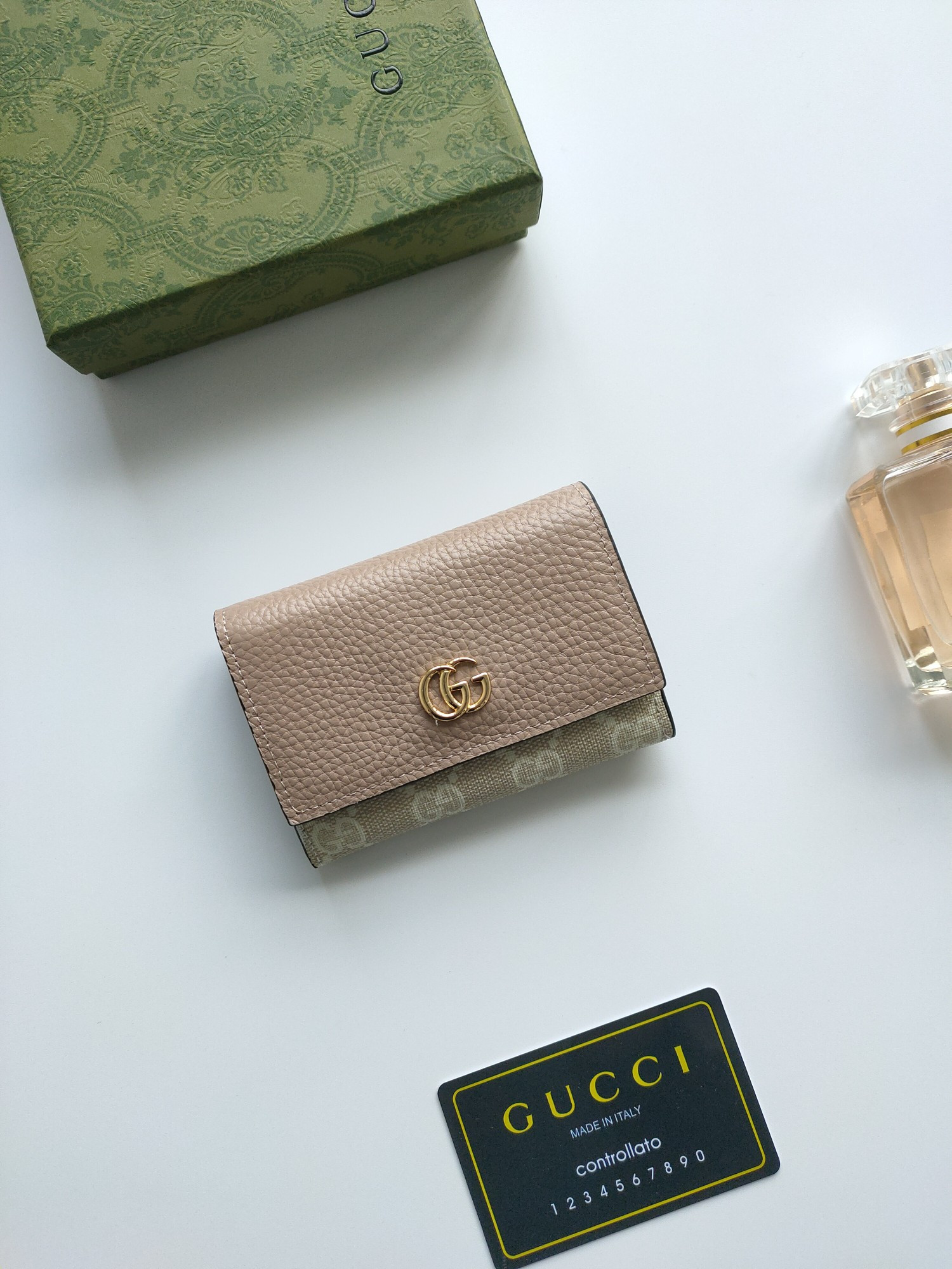Gucci GG CARD CASE WALLET