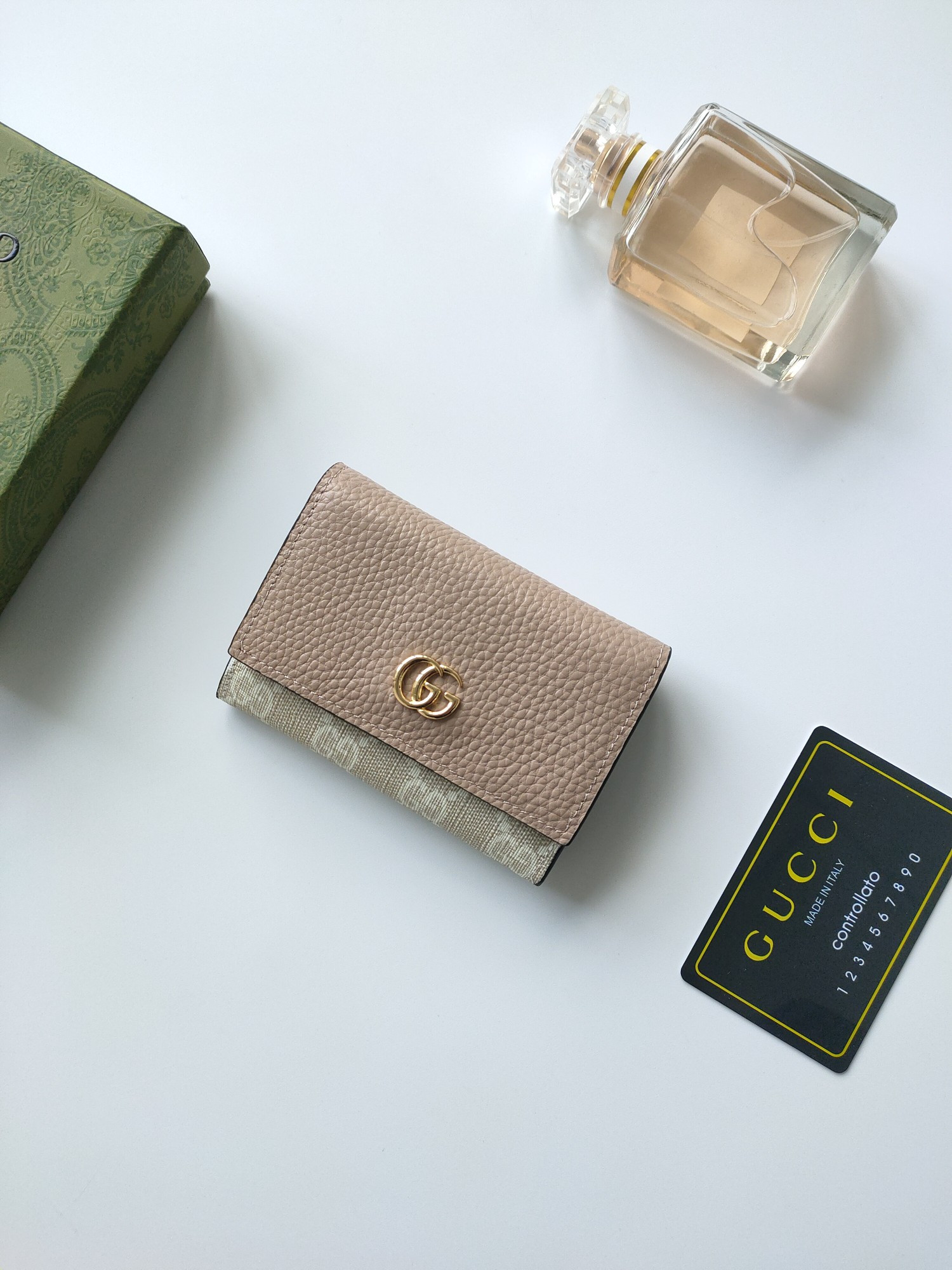 Gucci GG CARD CASE WALLET