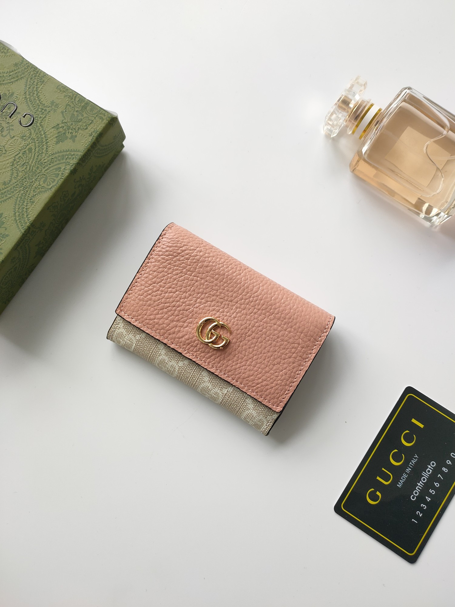 Gucci GG CARD CASE WALLET