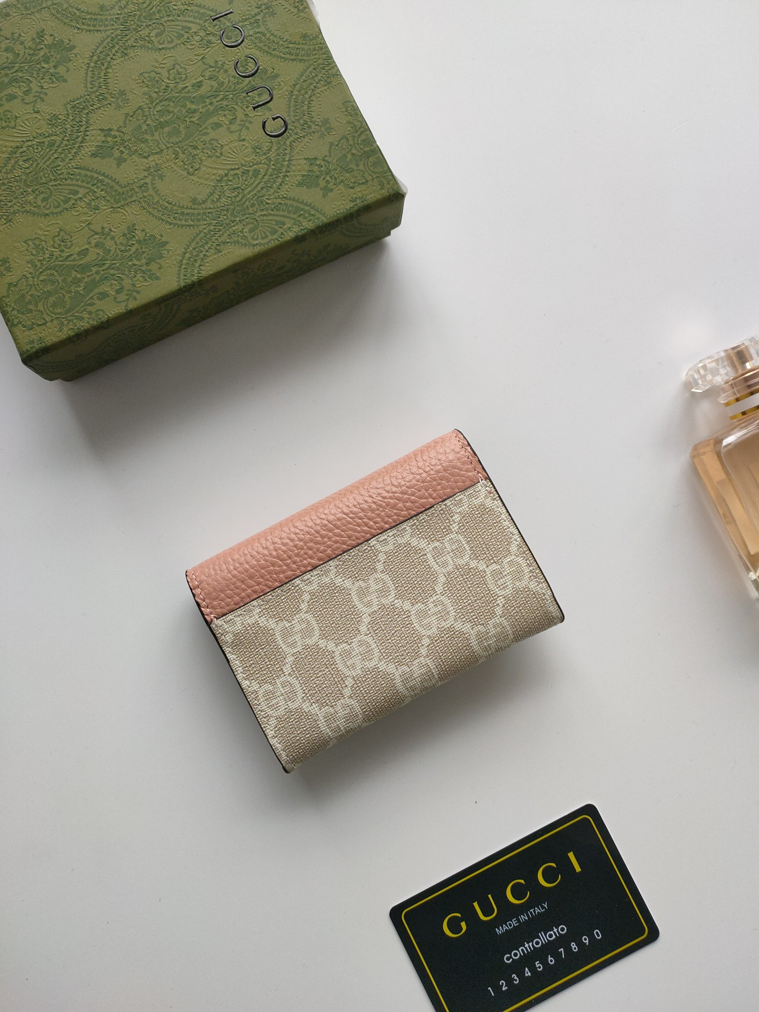 Gucci GG CARD CASE WALLET