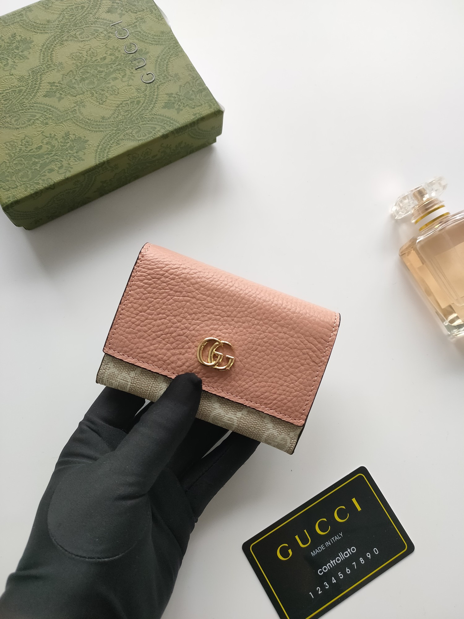 Gucci GG CARD CASE WALLET